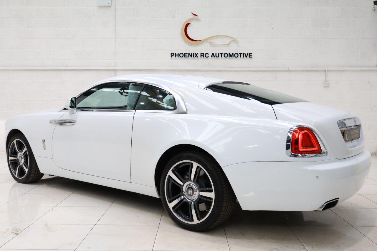 Rolls-Royce Wraith view 6