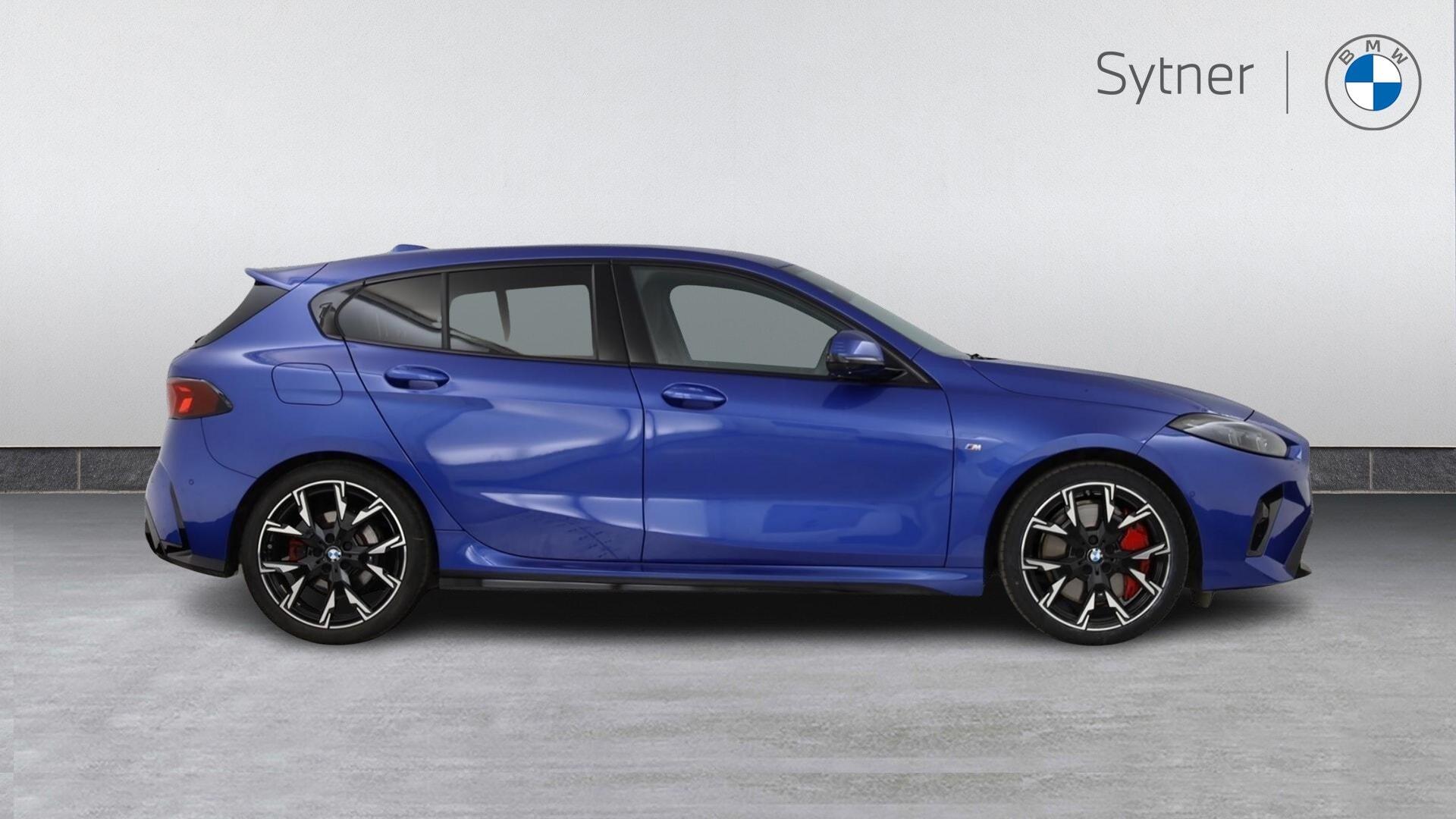 BMW 1 Series view 3
