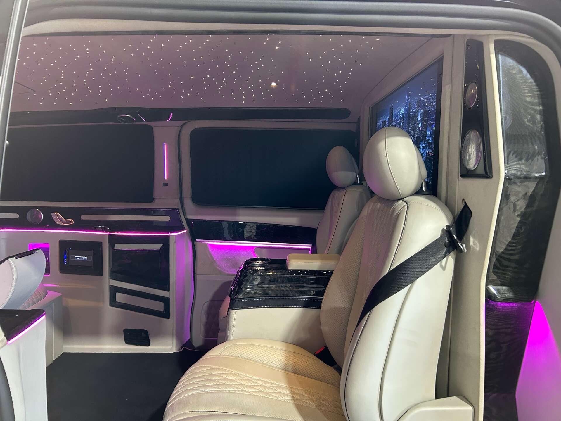 Mercedes-Benz V Class view 41