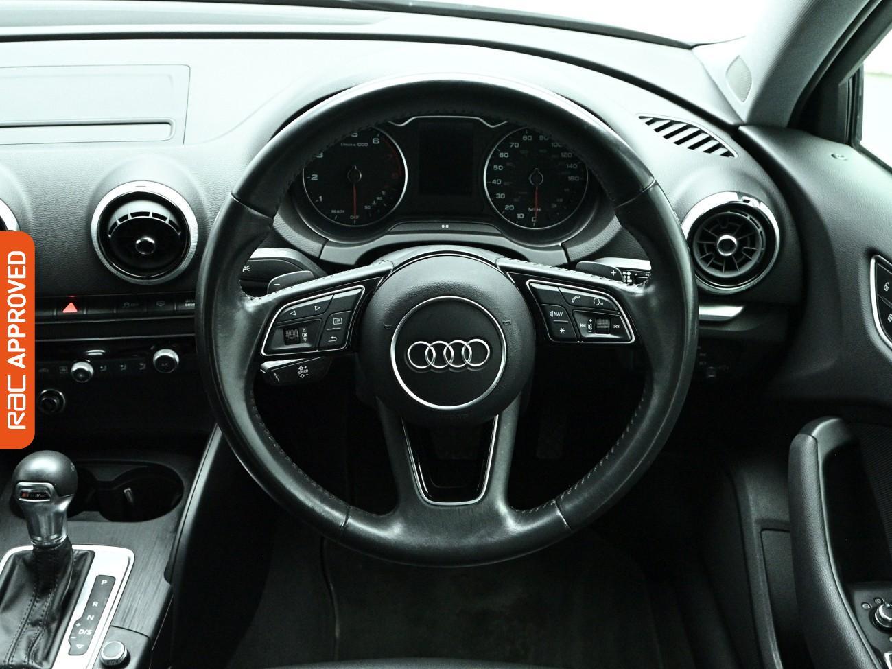 Audi A3 view 9