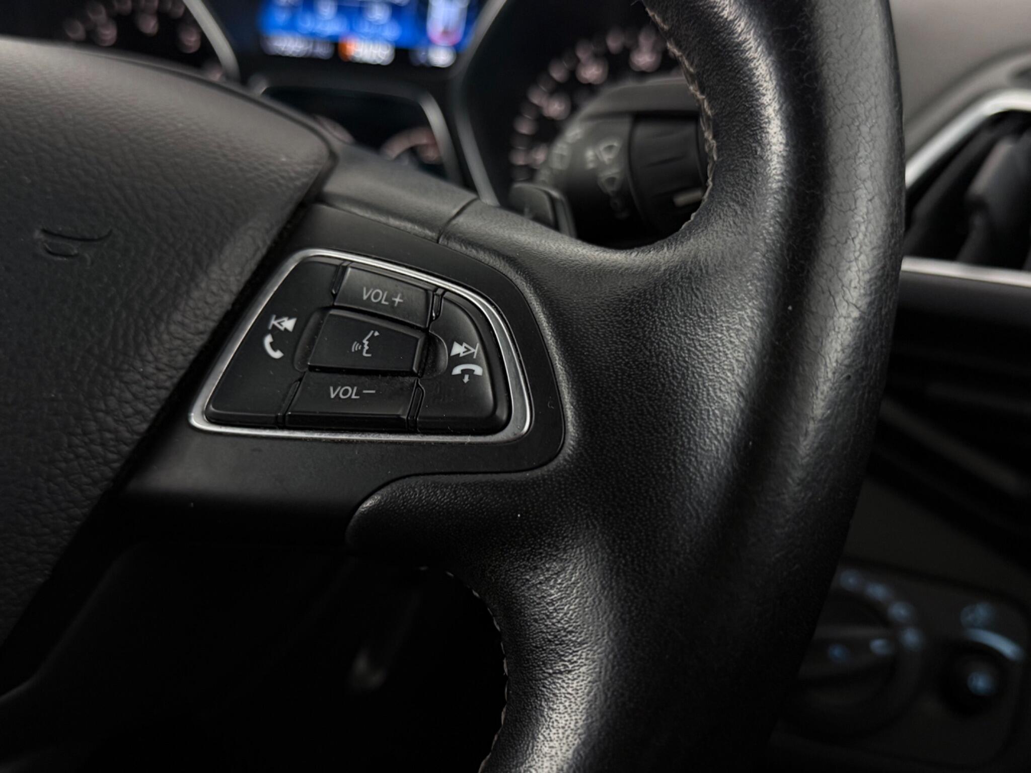 Ford Kuga view 15