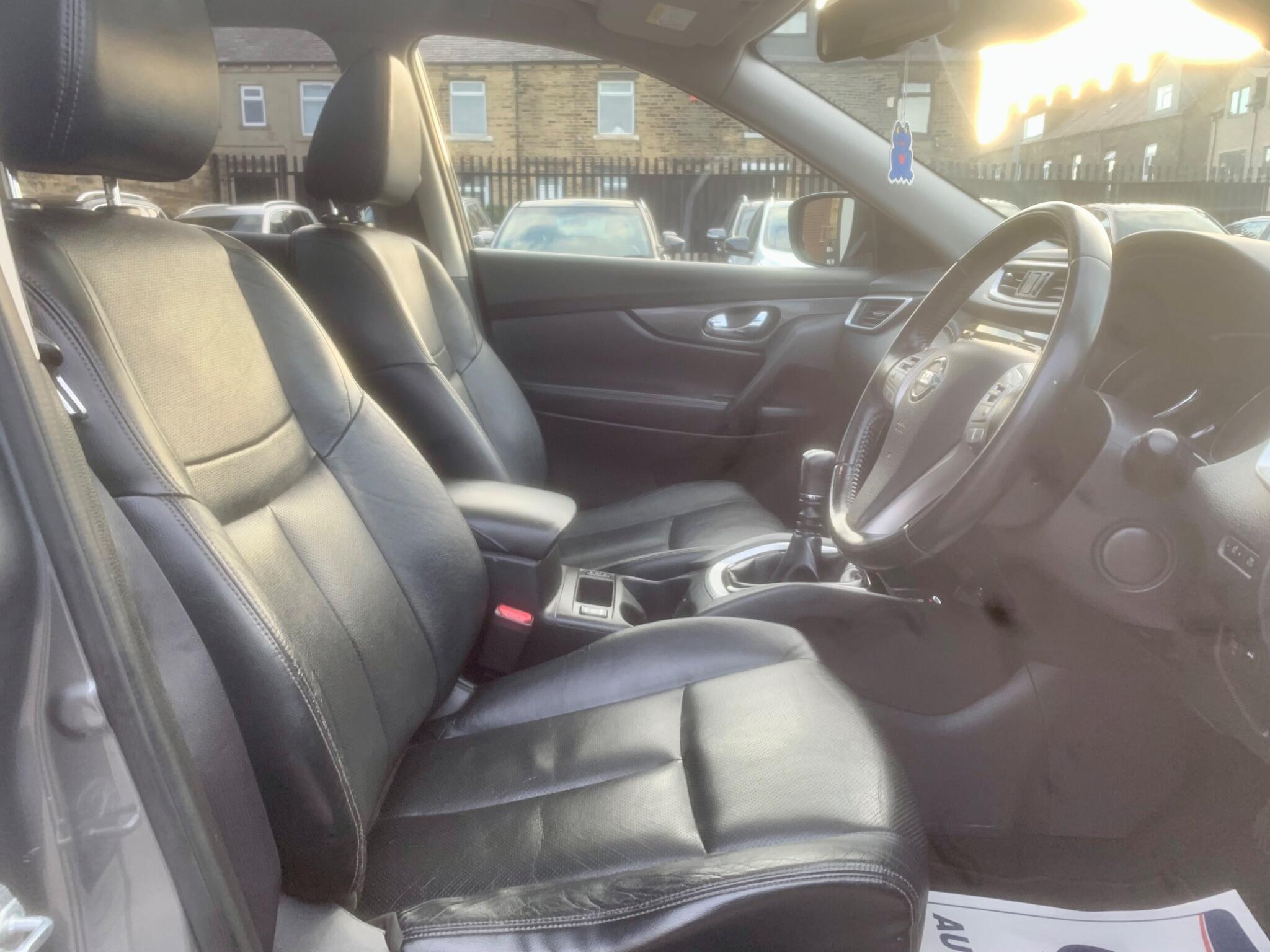 Nissan X-Trail view 20