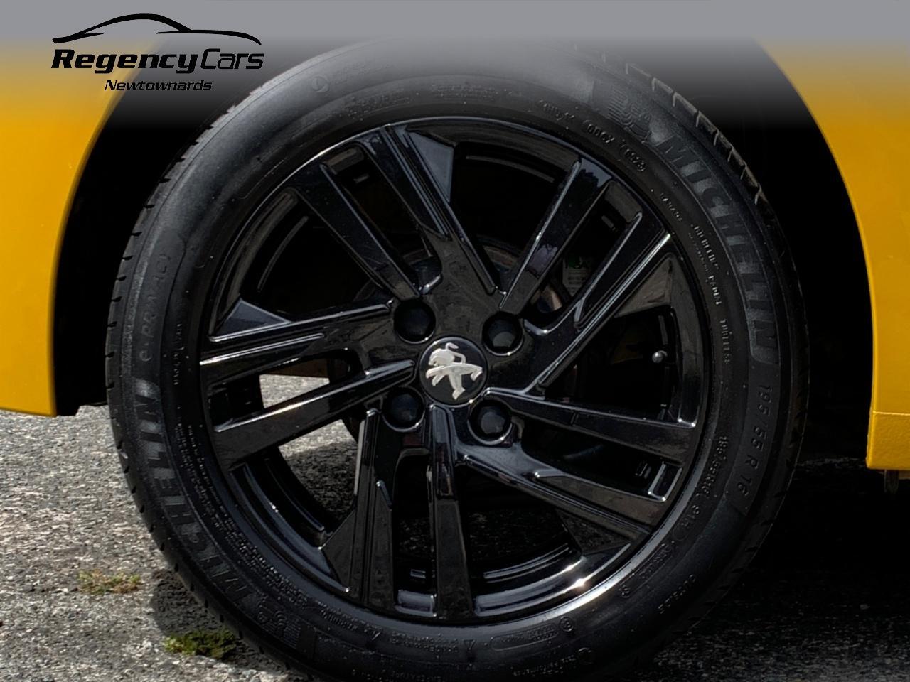 Peugeot 208 view 28