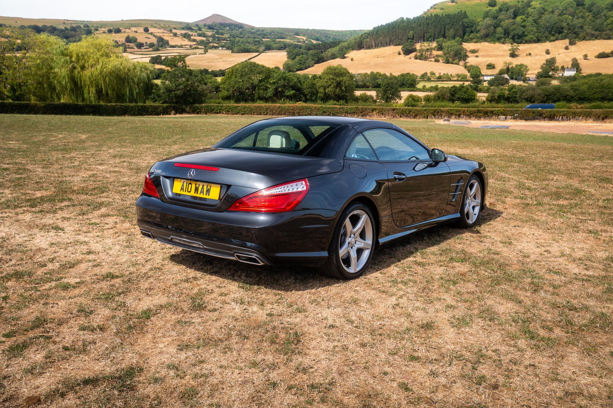 Mercedes-Benz SL view 4