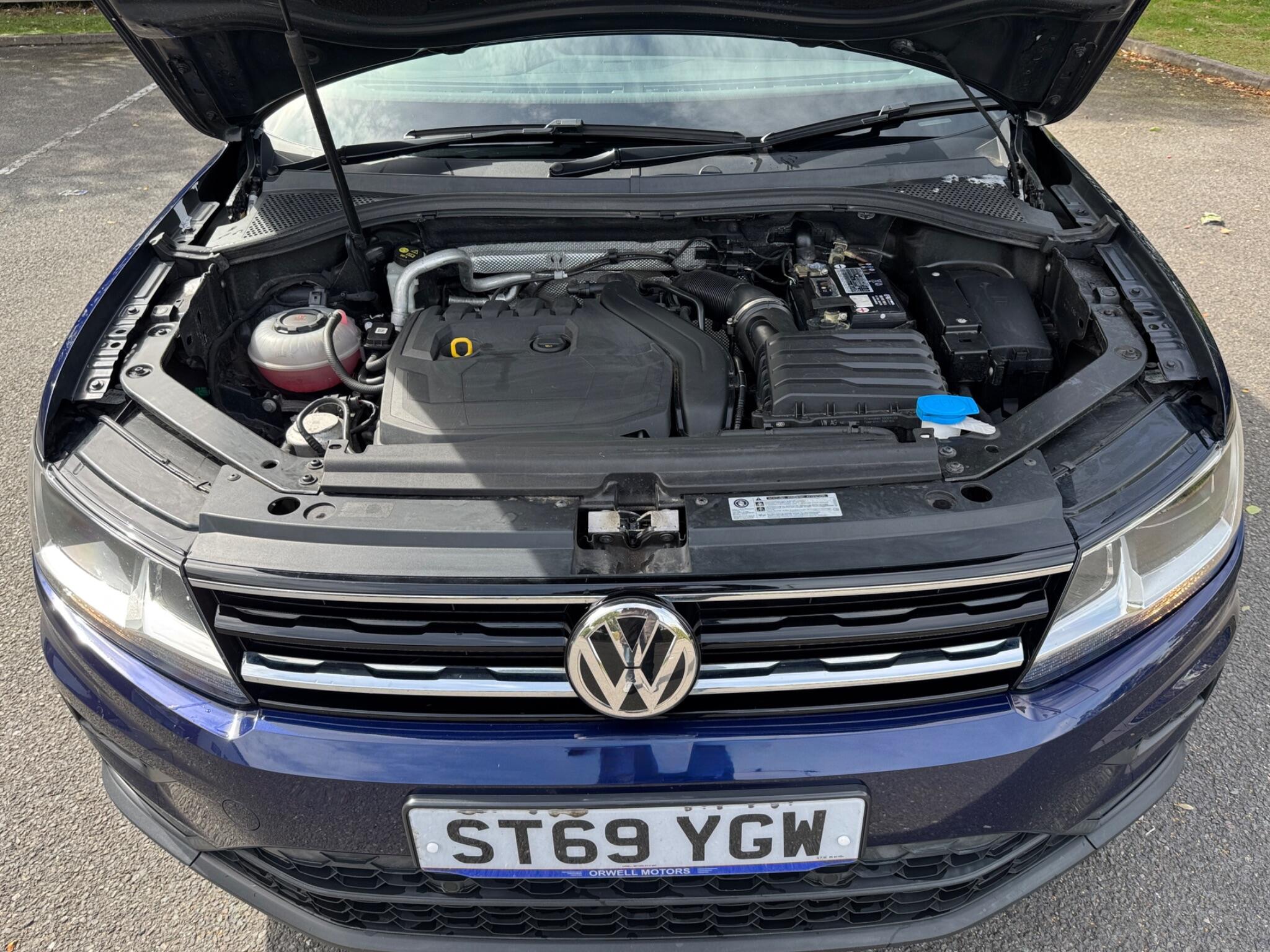 Volkswagen Tiguan view 53