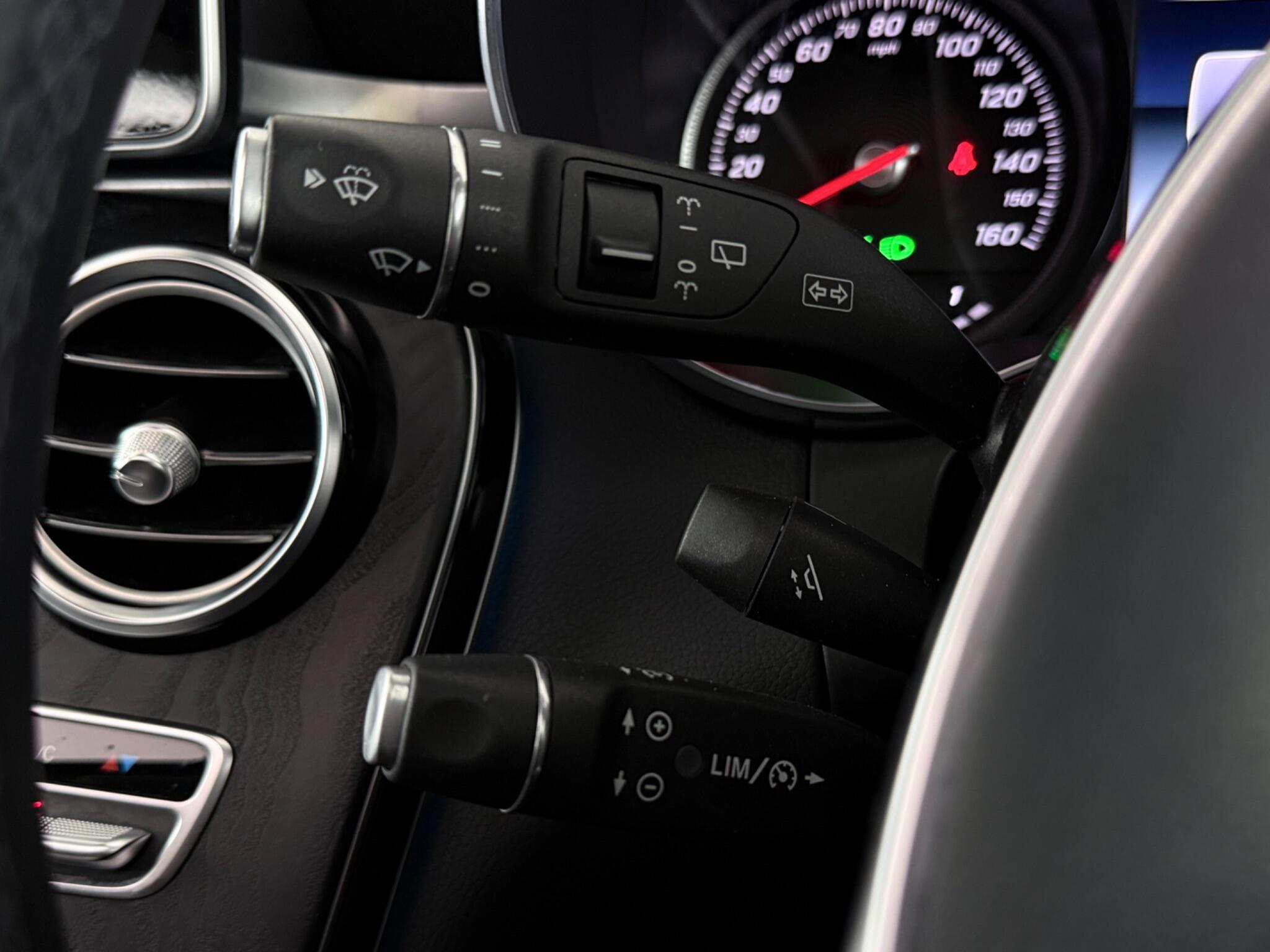 Mercedes-Benz GLC view 20