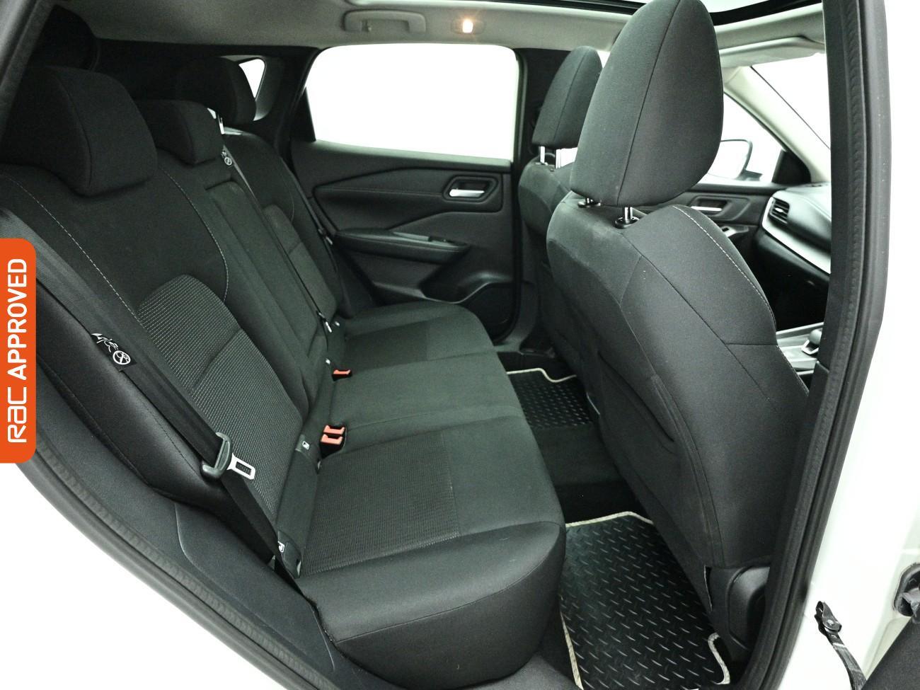 Nissan Qashqai view 25