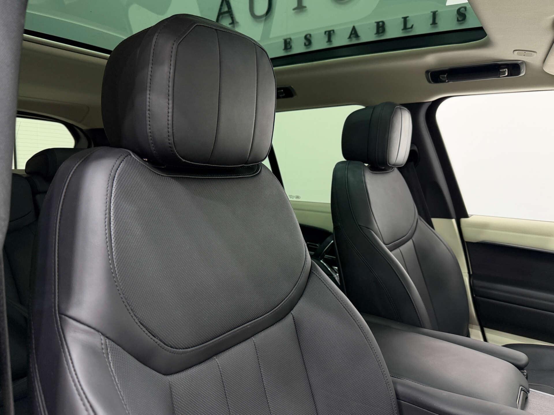 Land Rover Range Rover view 36