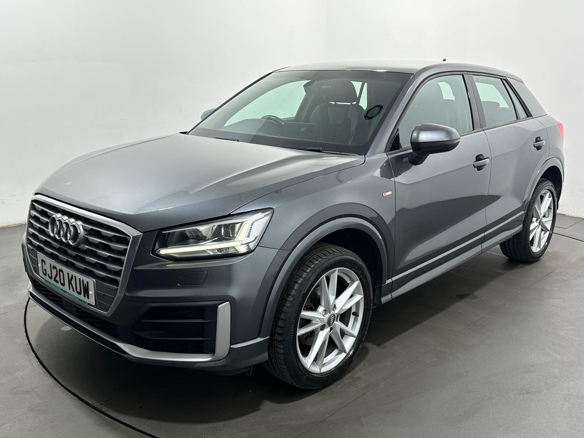 Audi Q2 view 51