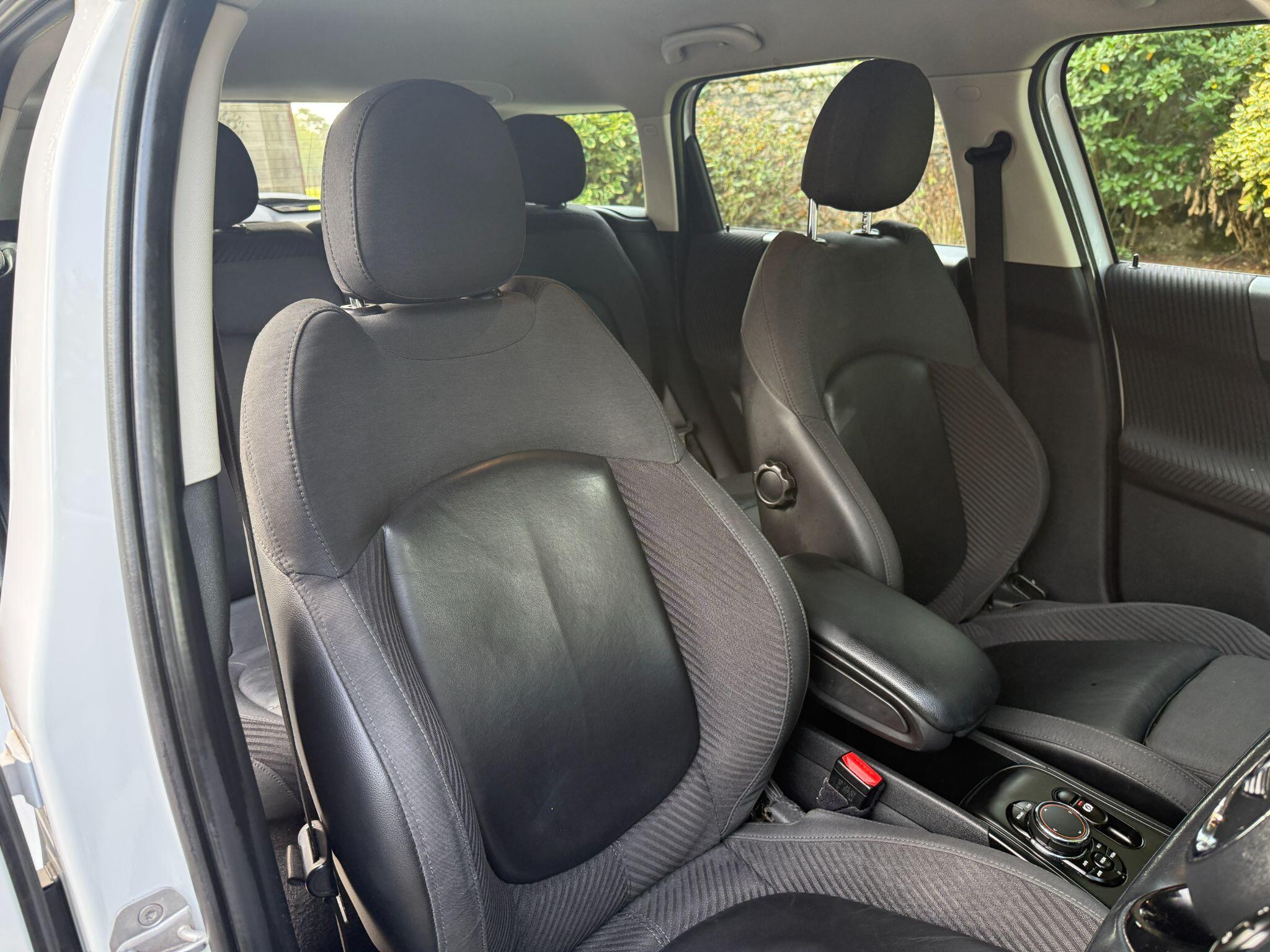 Mini Countryman view 27
