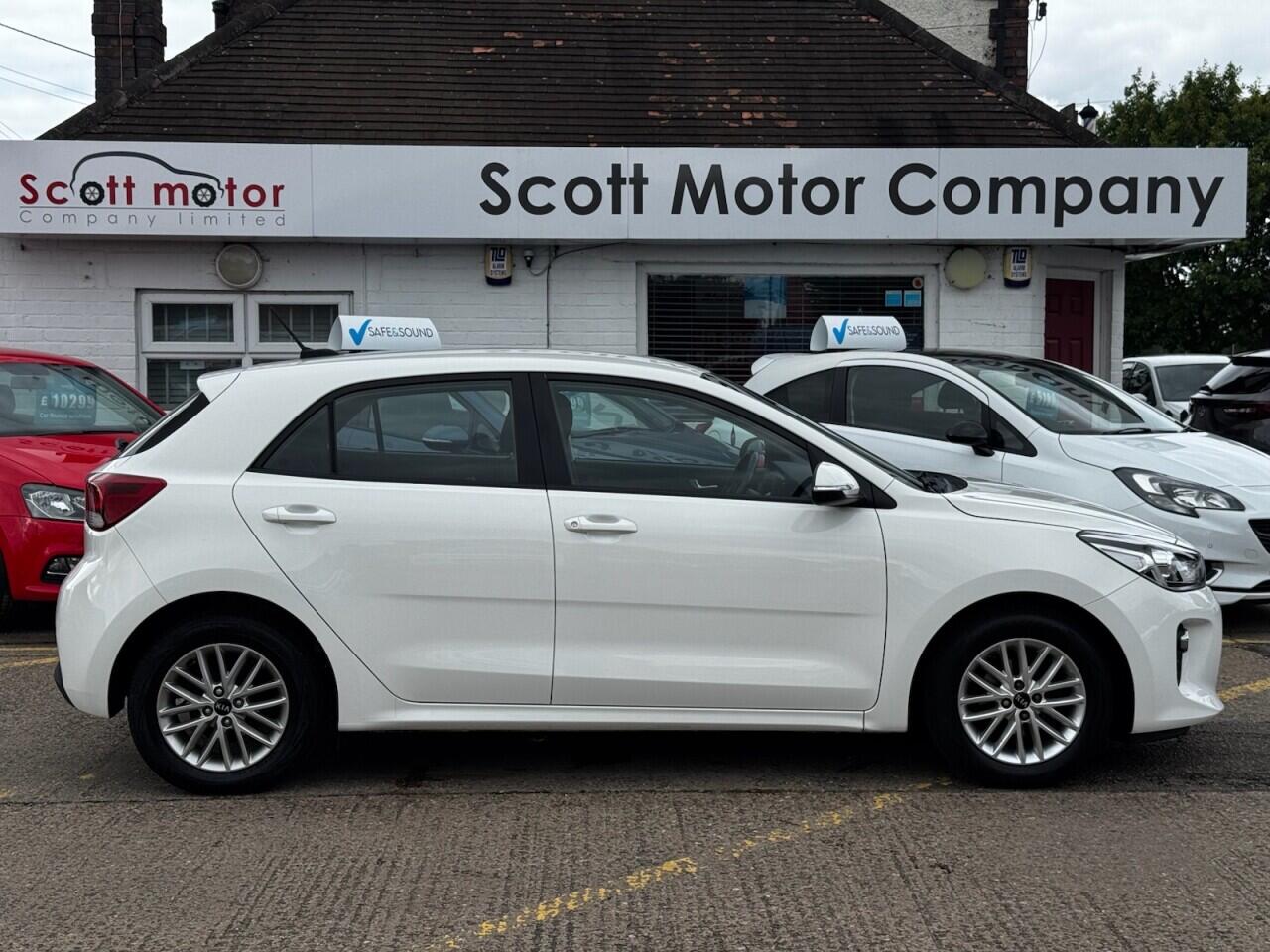 Kia Rio view 10