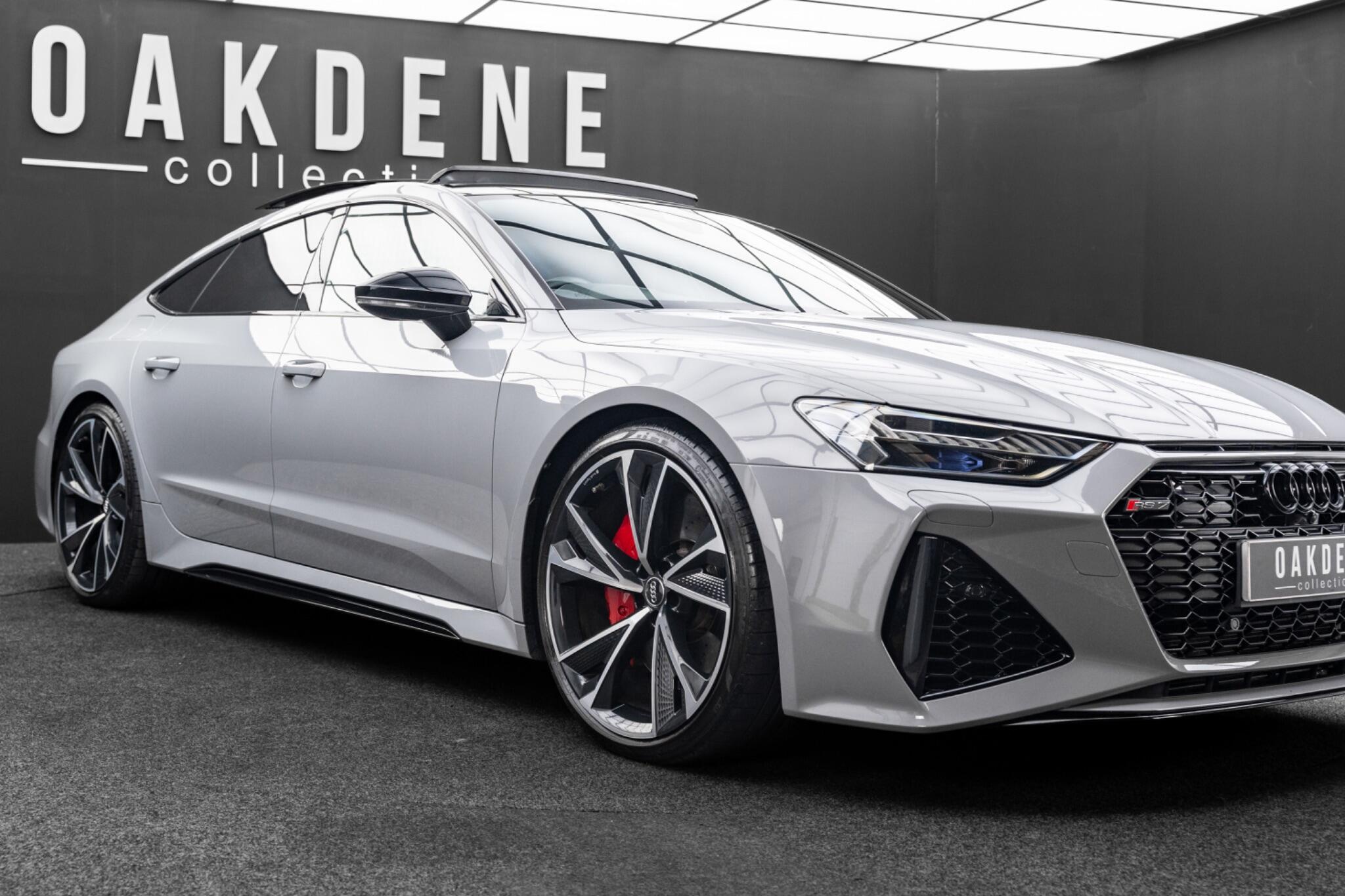Audi RS7 view 22