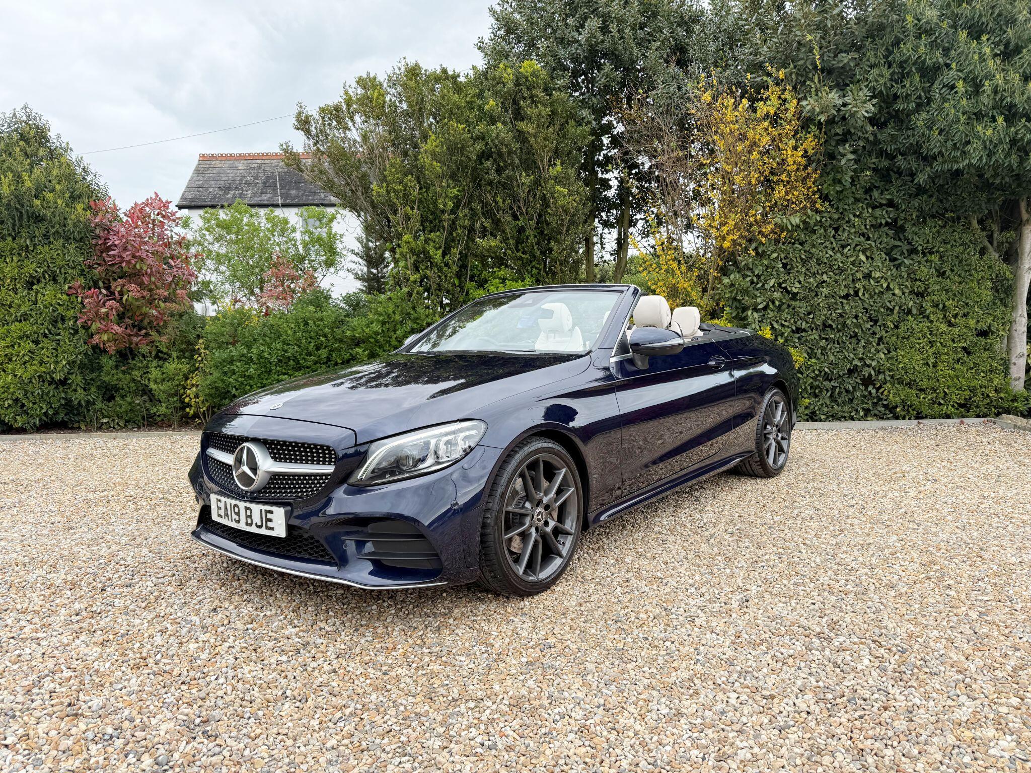 2019 Mercedes-Benz C-Class 2.0d C220d AMG Line (Premium)(s/s) Cabriolet 2d 4MATIC
