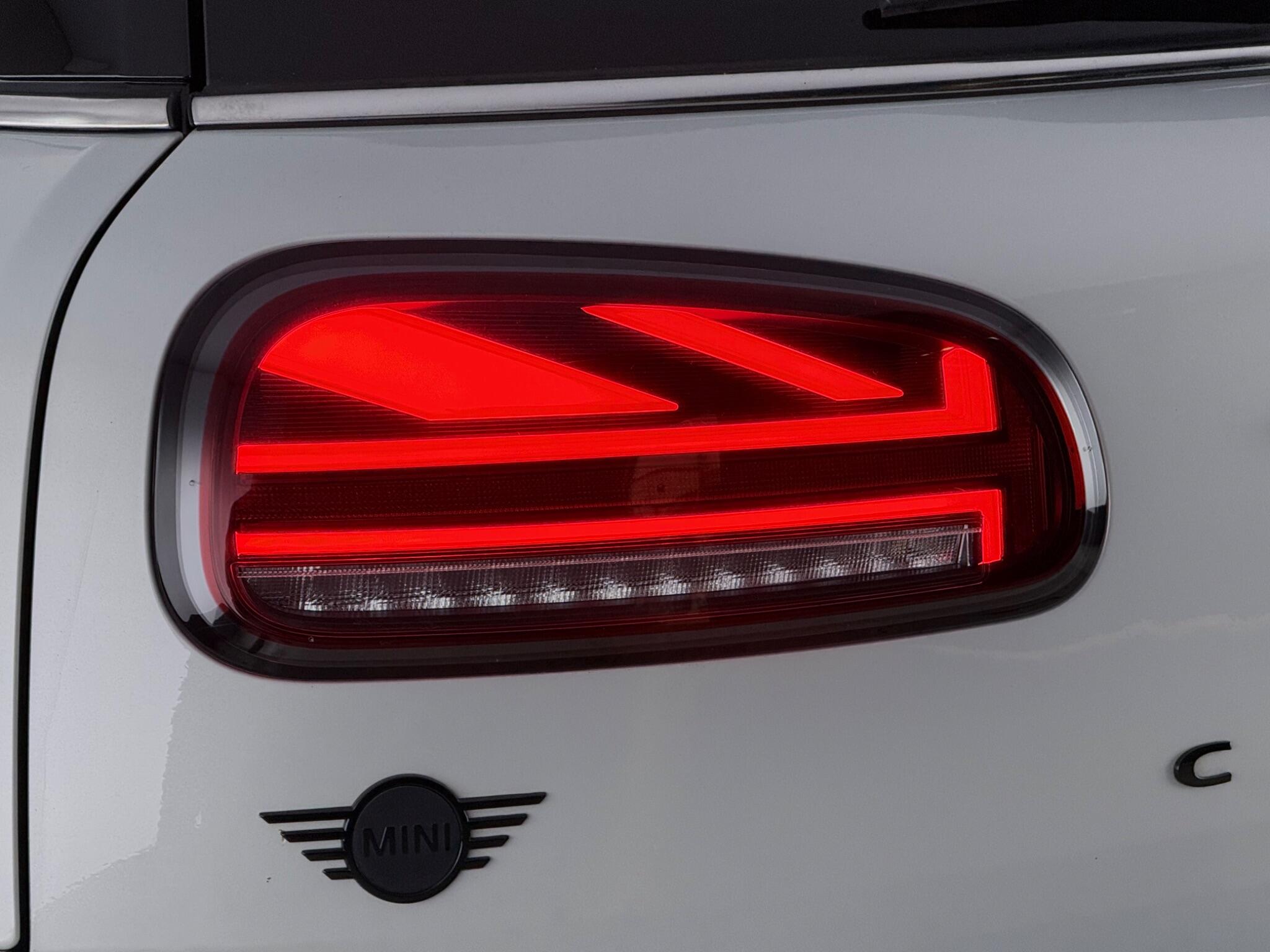 Mini Clubman view 11