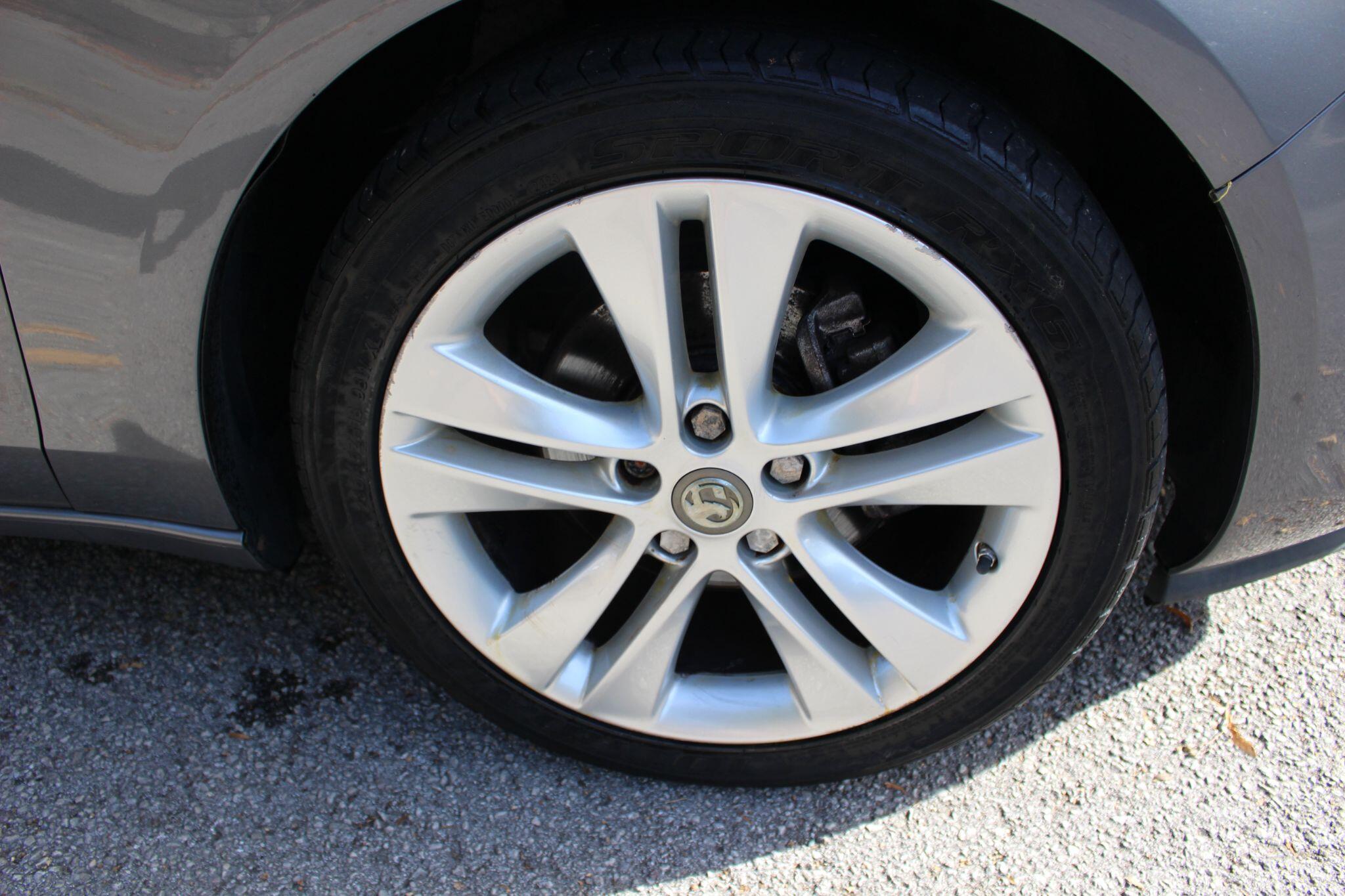 Vauxhall Zafira Tourer view 22