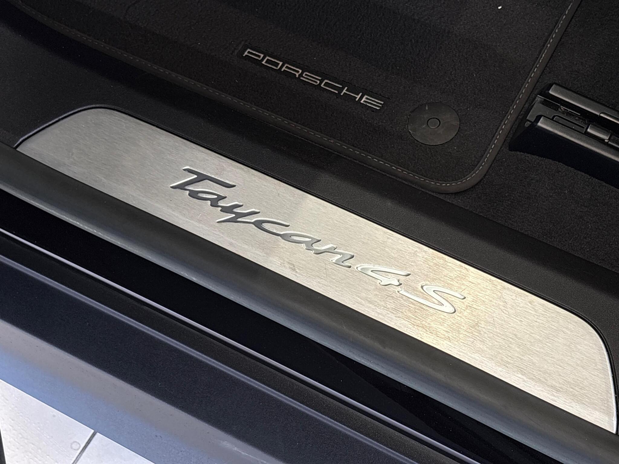 Porsche Taycan view 30