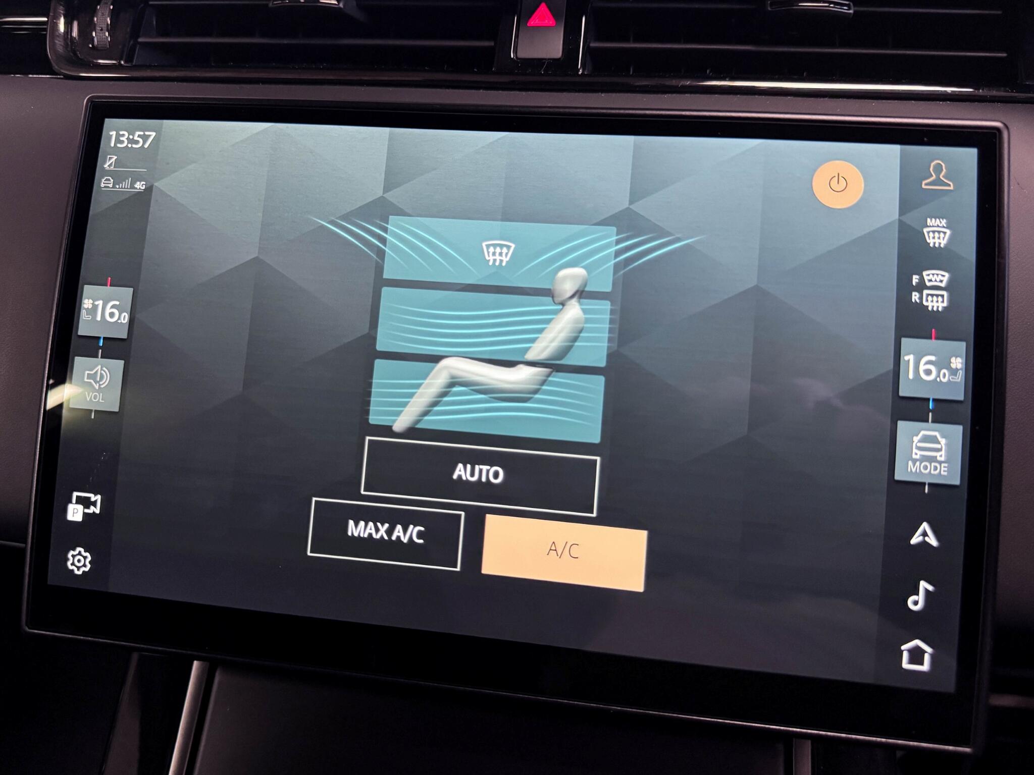 Land Rover Range Rover Evoque view 55