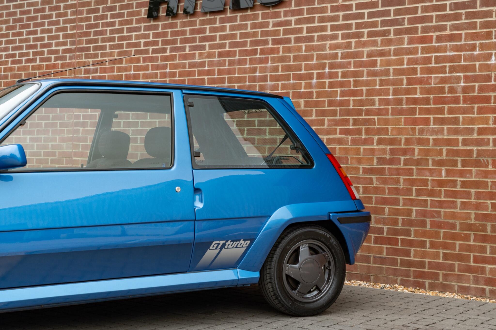 Renault R 5 view 10