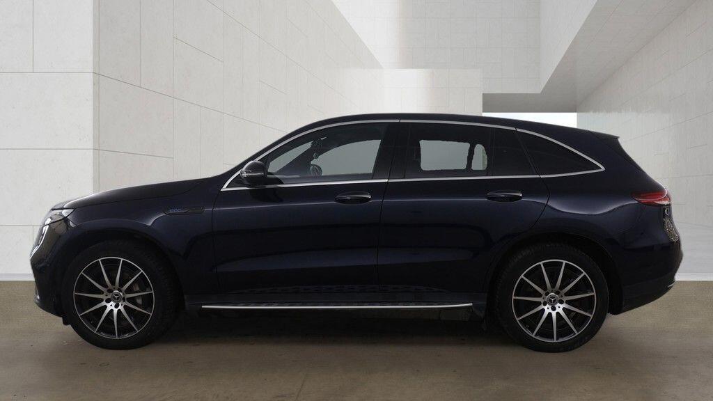 Mercedes-Benz EQC view 6