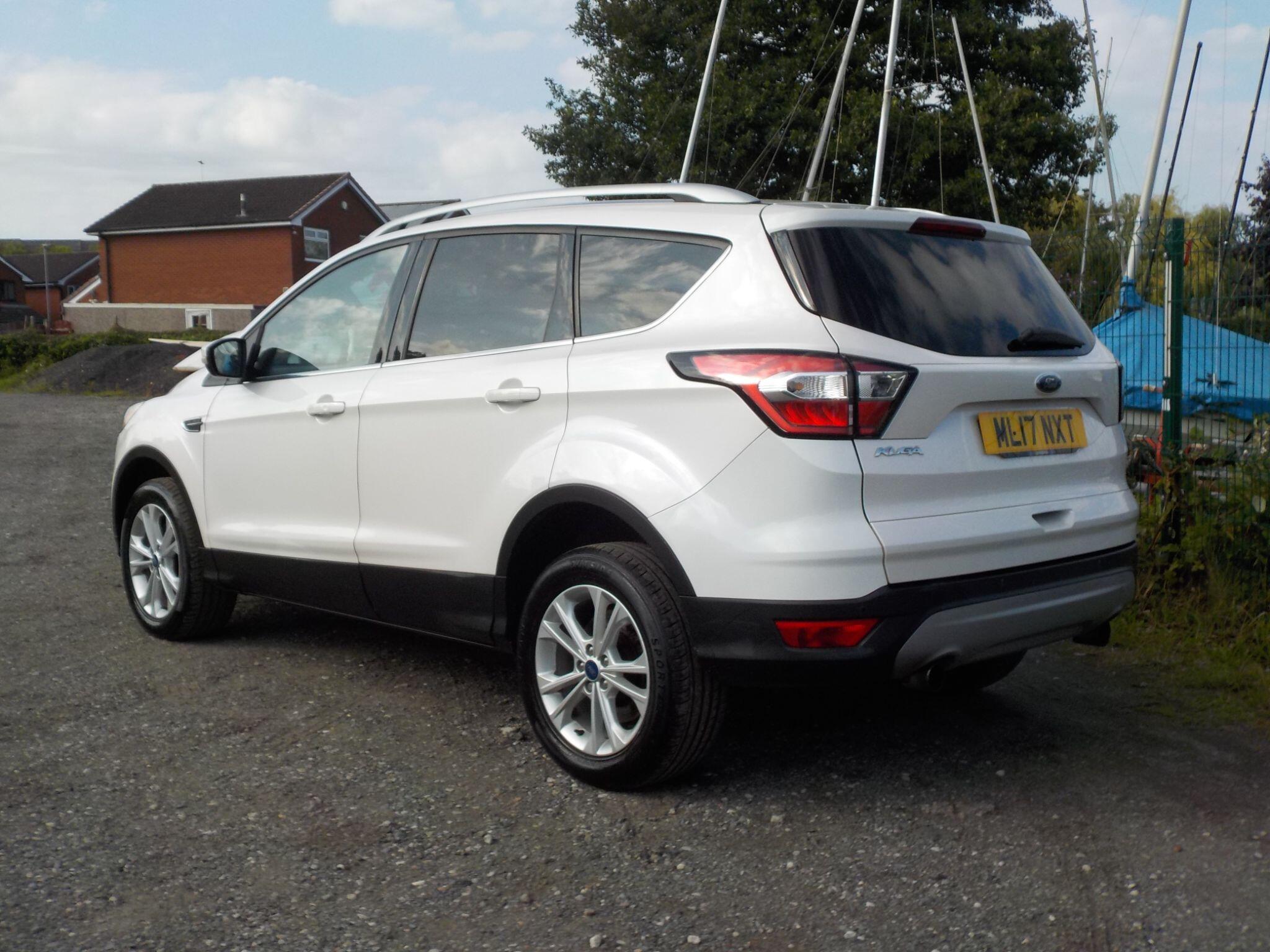 Ford Kuga 1.5 TDCi Titanium Euro 6 (s/s) 5dr