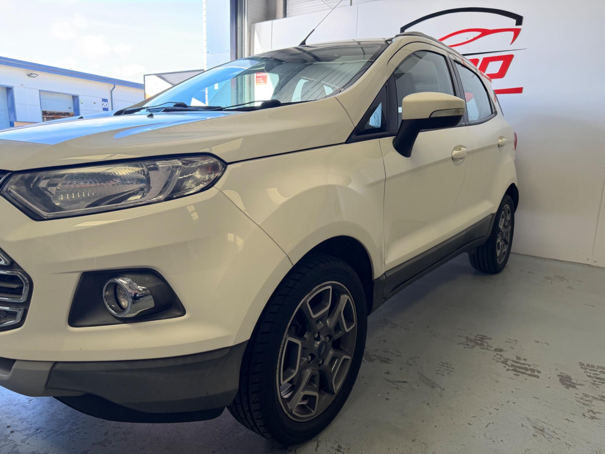 Ford Ecosport view 86