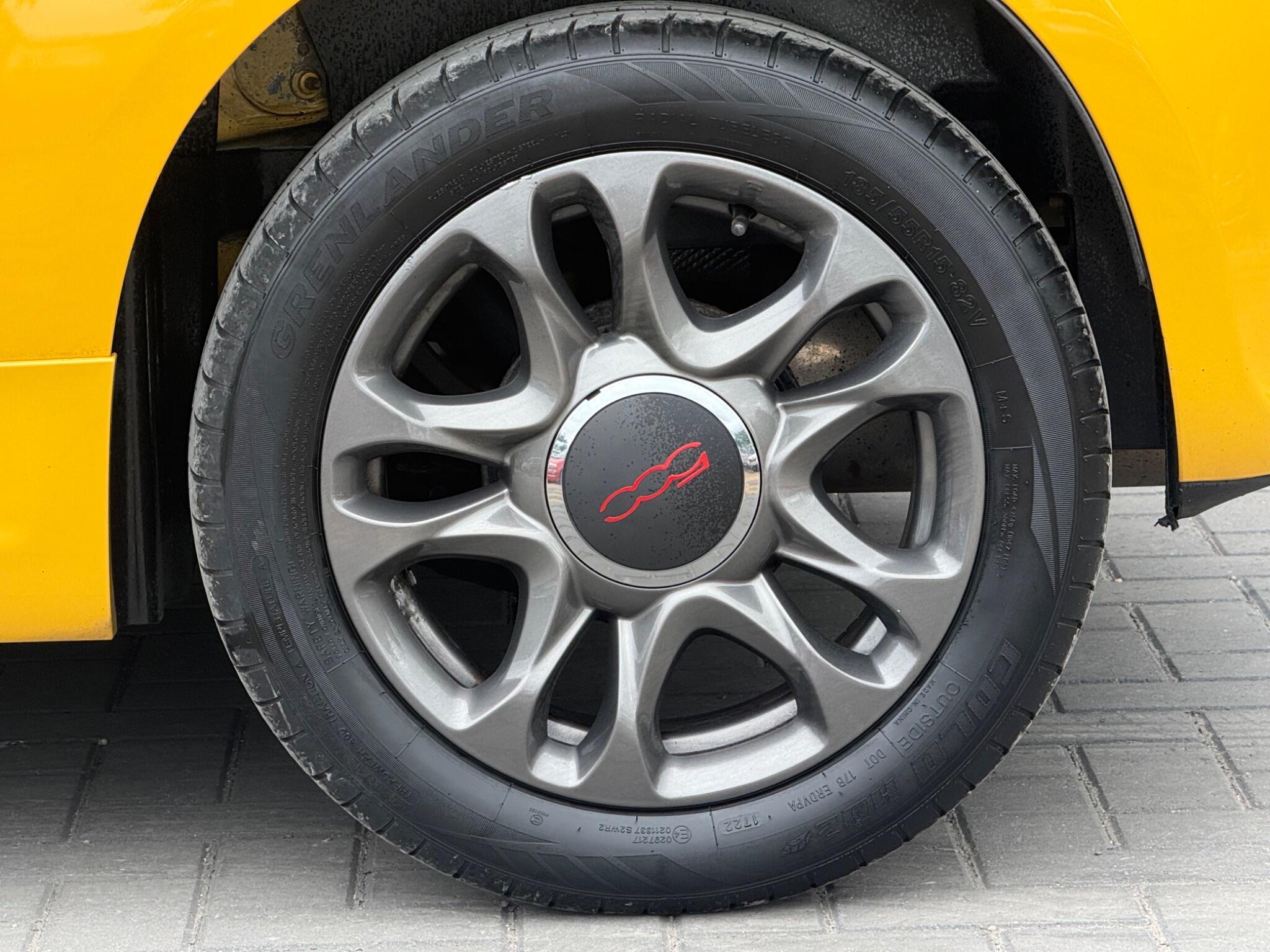Fiat 500 view 14
