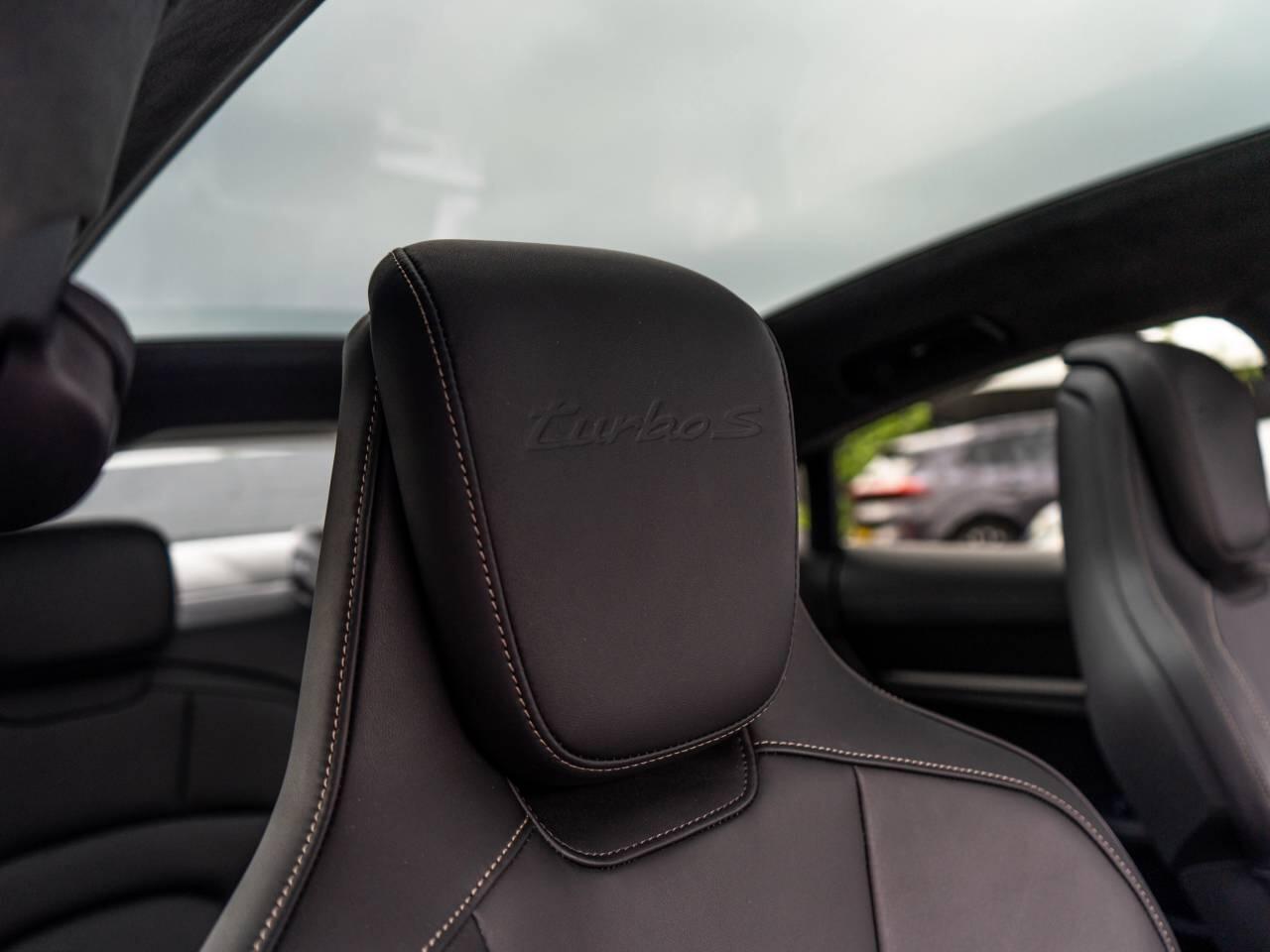 Porsche Taycan view 49