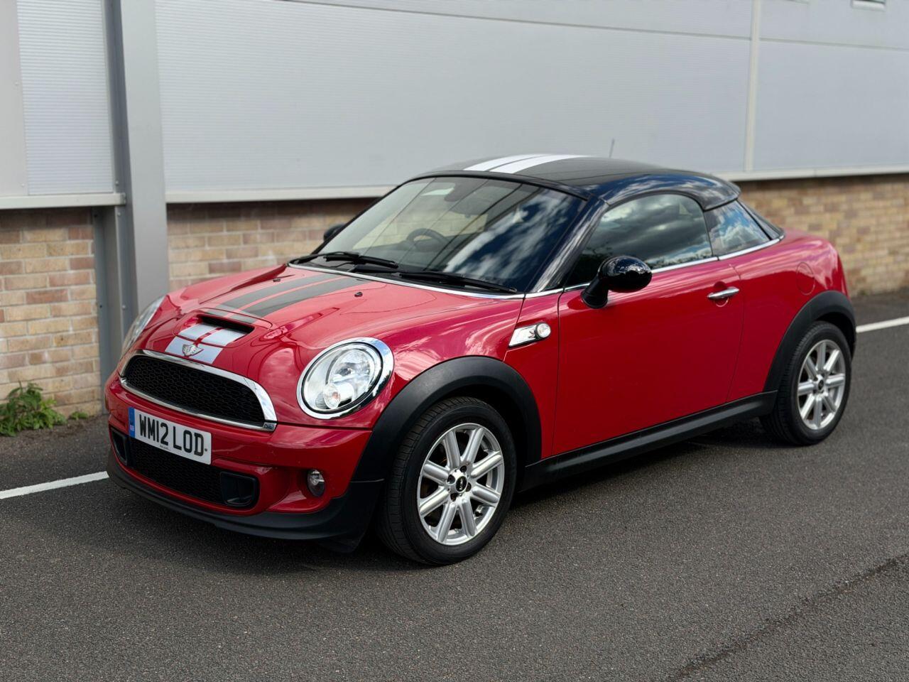 Mini Cooper view 35