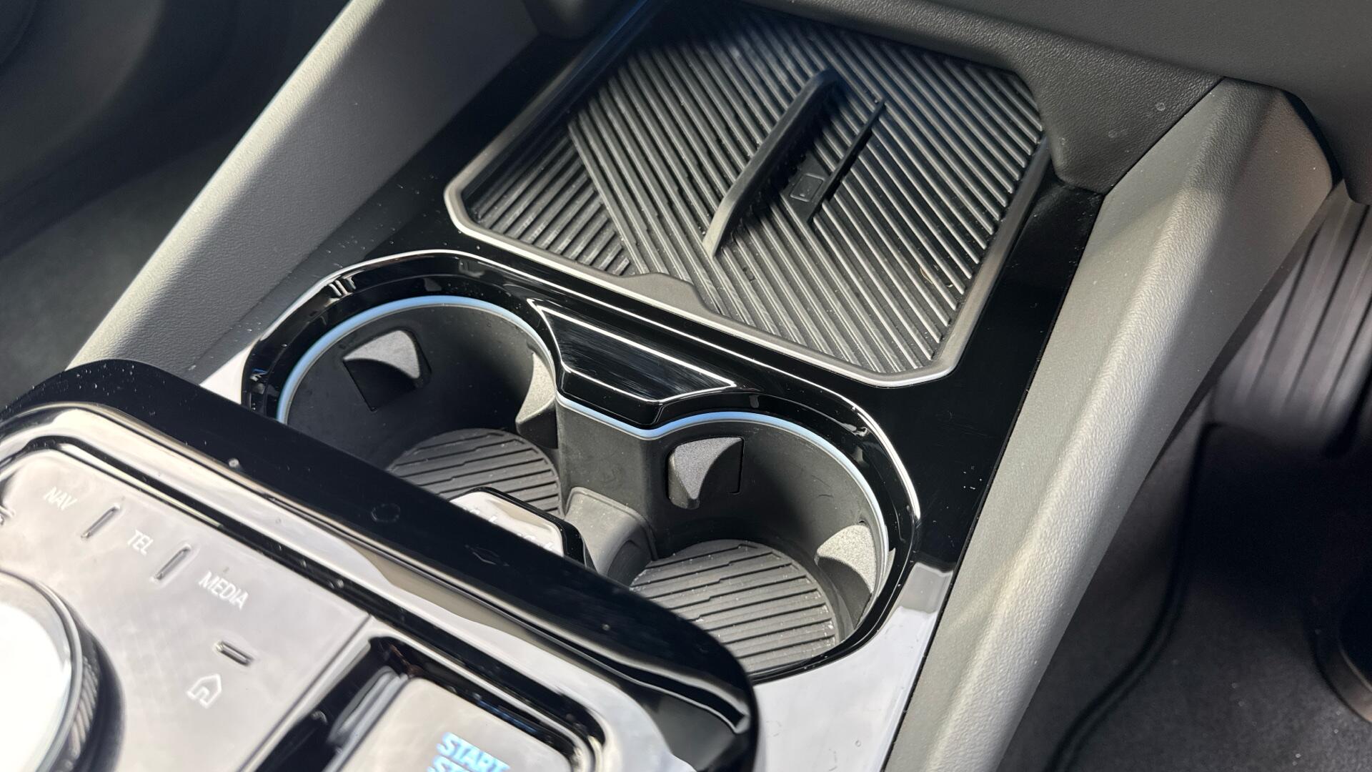 BMW i5 view 39