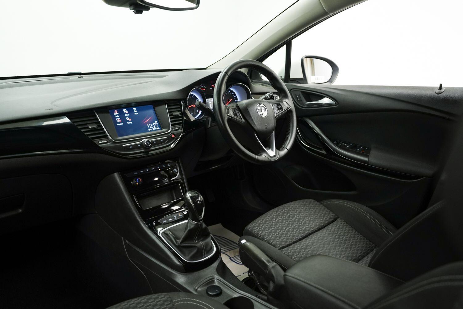 Vauxhall Astra view 20