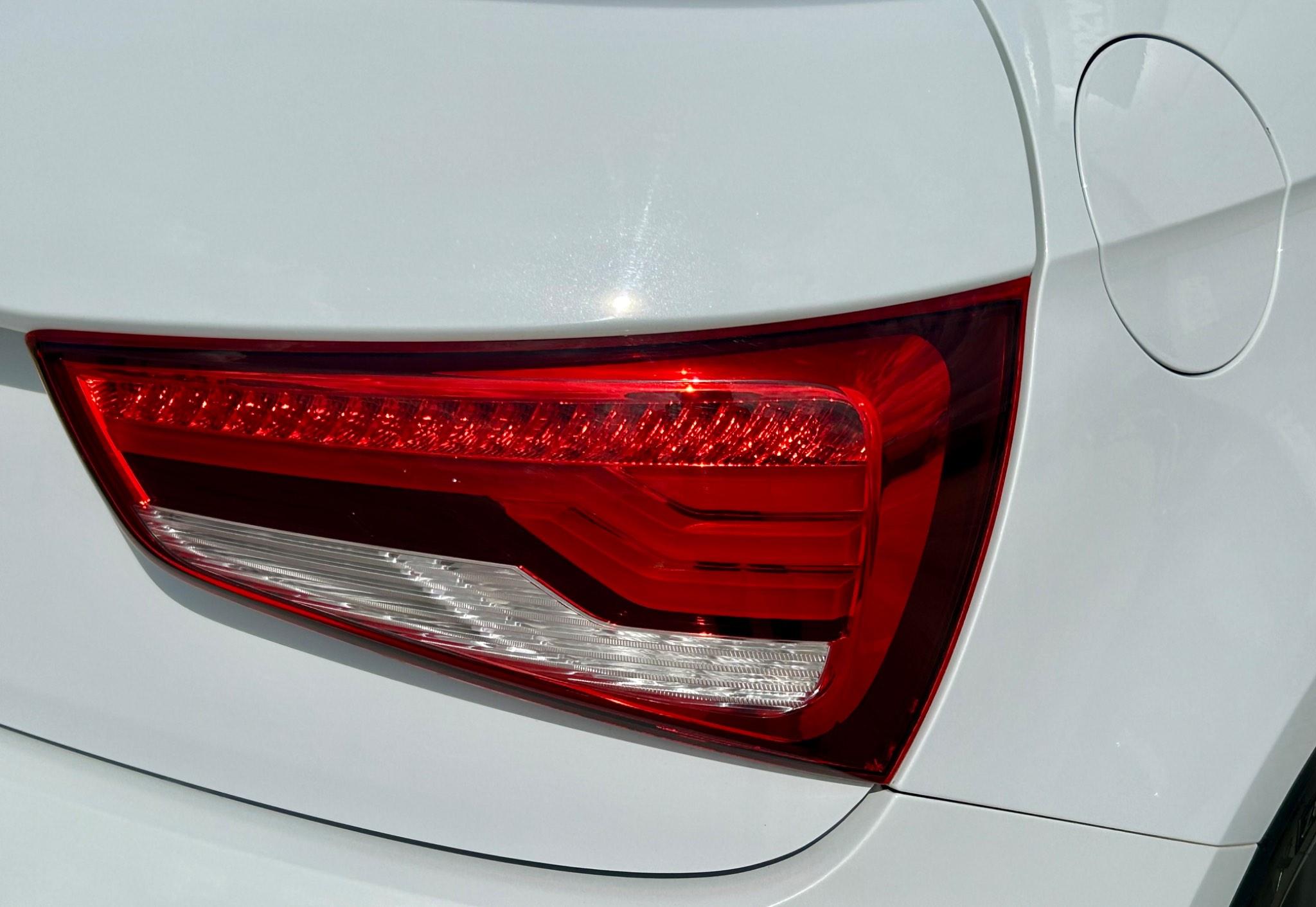 Audi A1 view 11