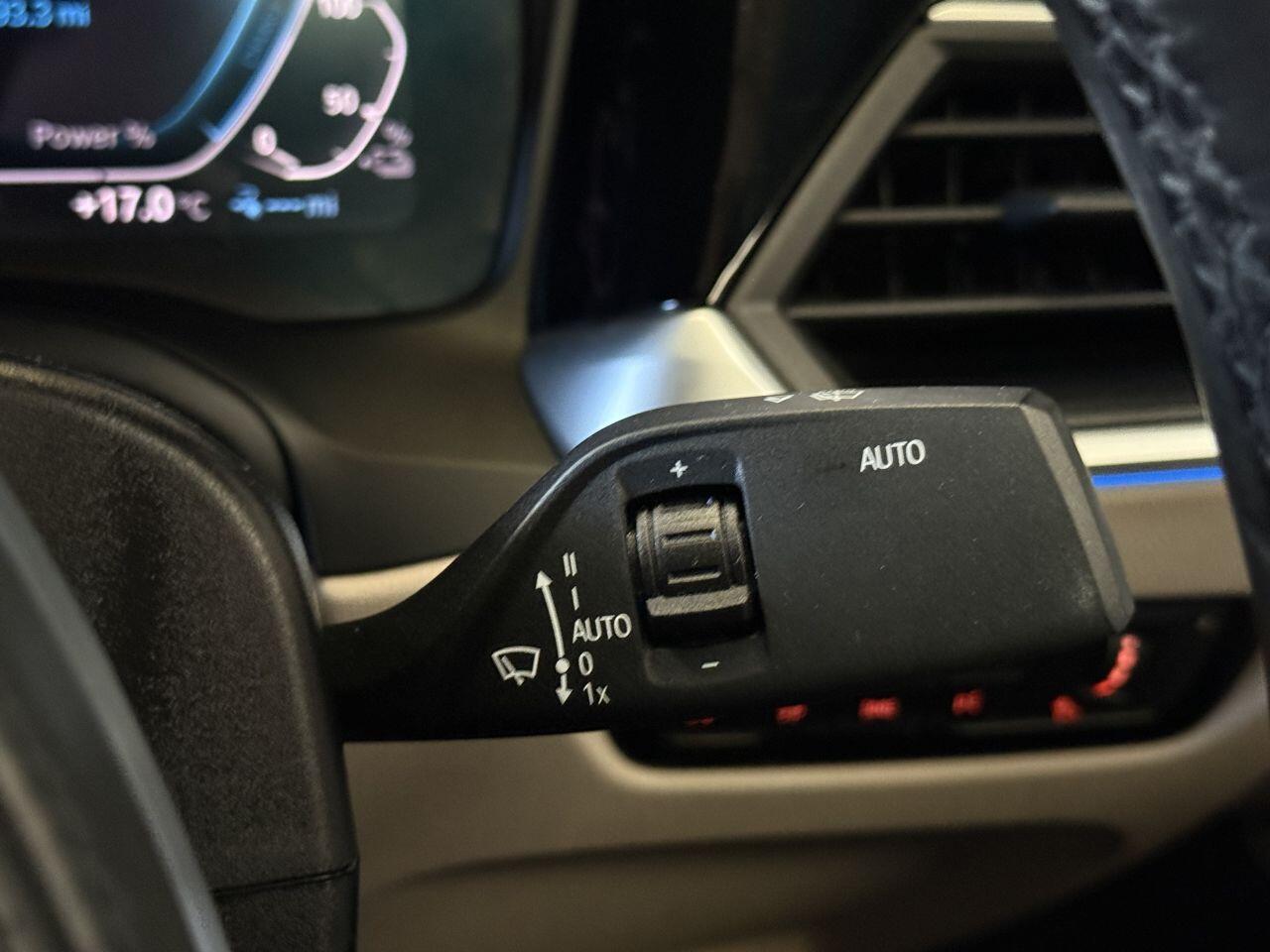 BMW 3 Series view 39