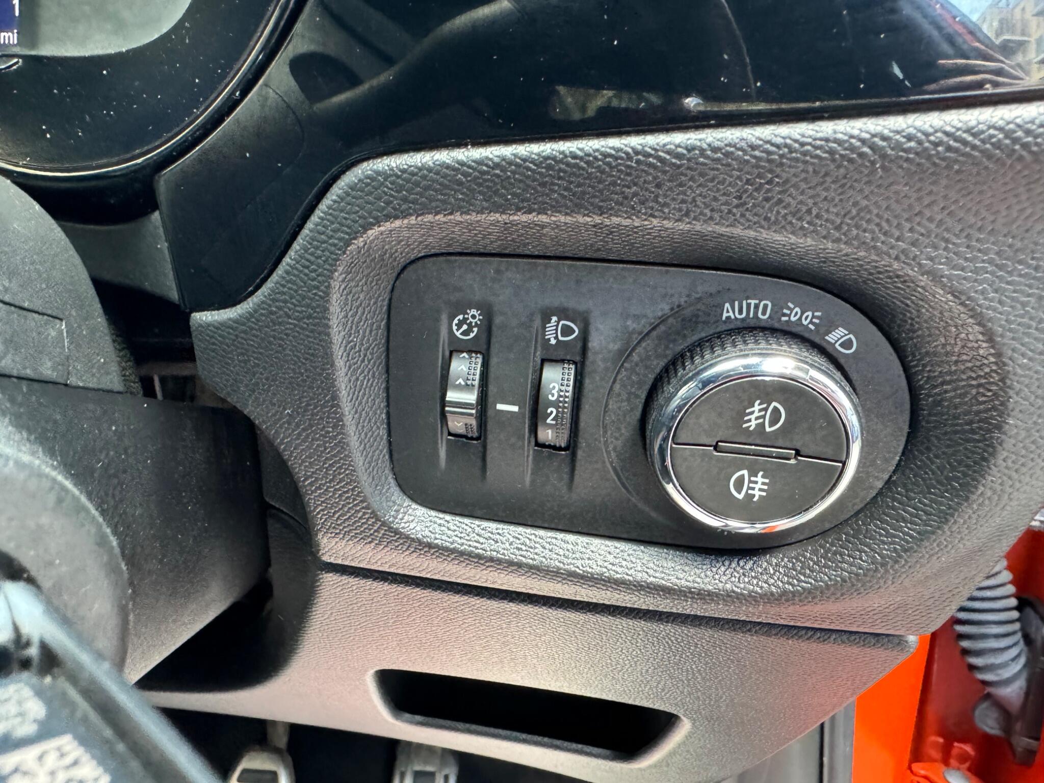 Vauxhall Corsa view 18