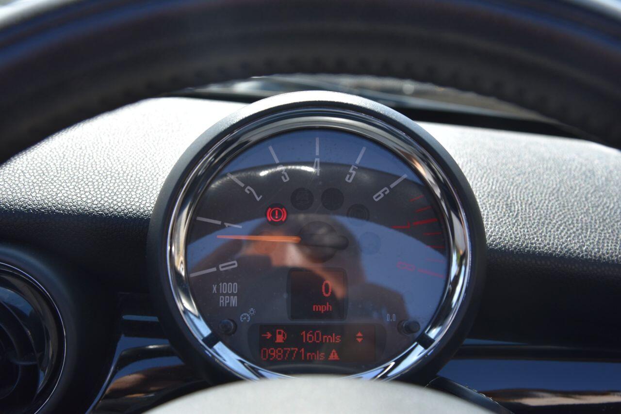 Mini Cooper view 23