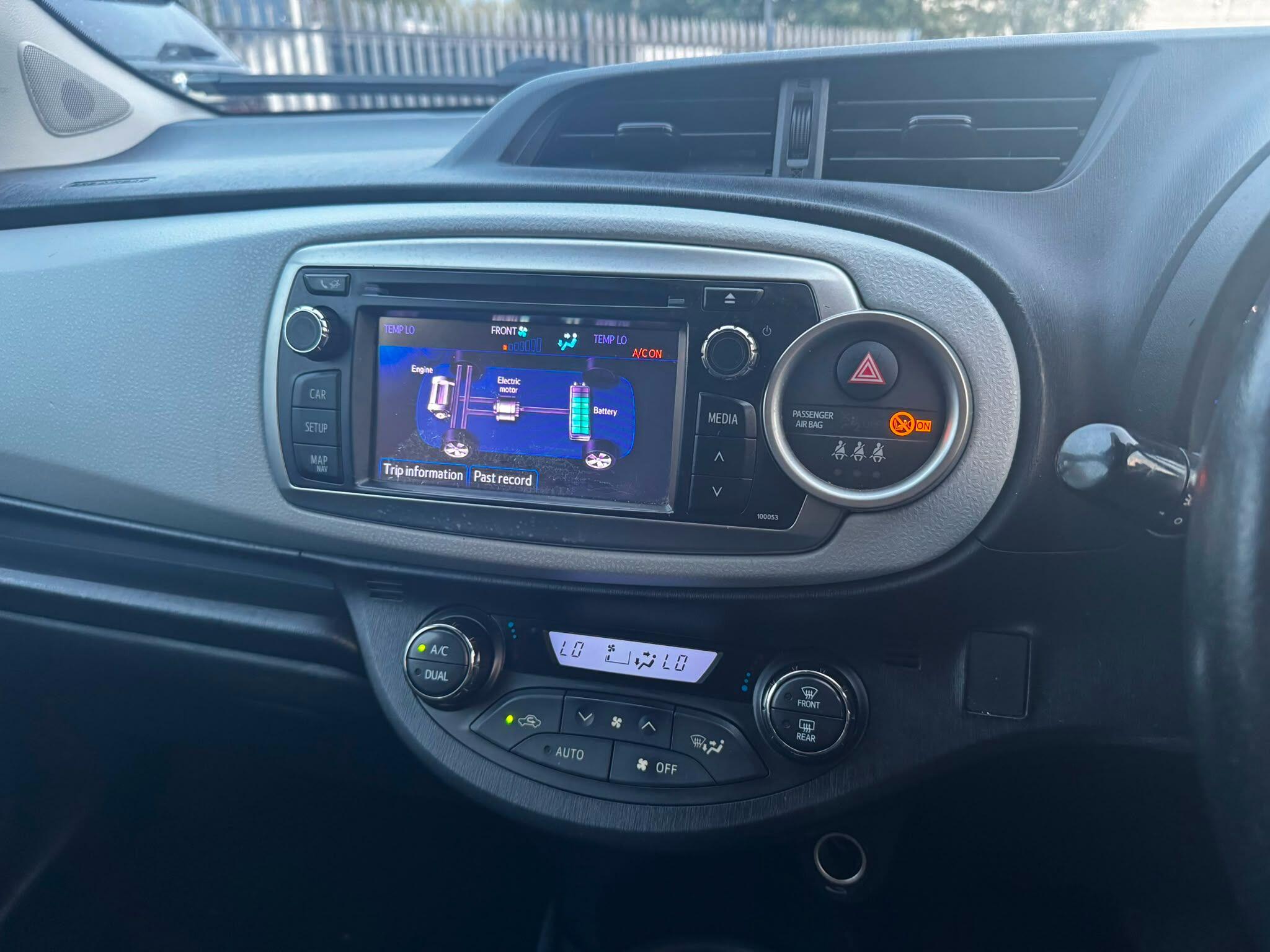 Toyota Yaris view 36