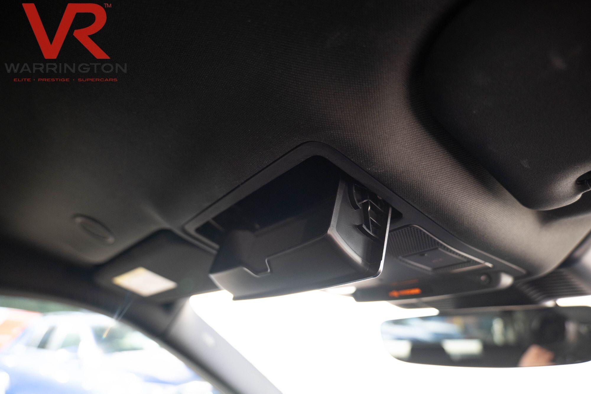 Land Rover Range Rover Evoque view 32