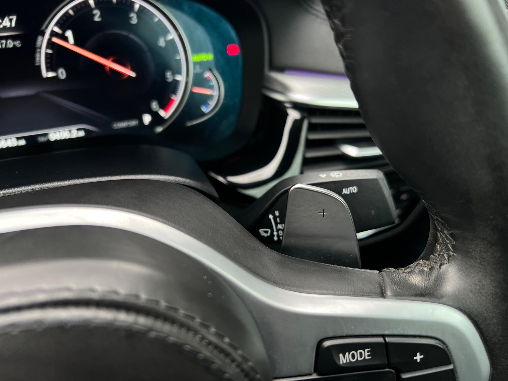 BMW 5 Series view 43