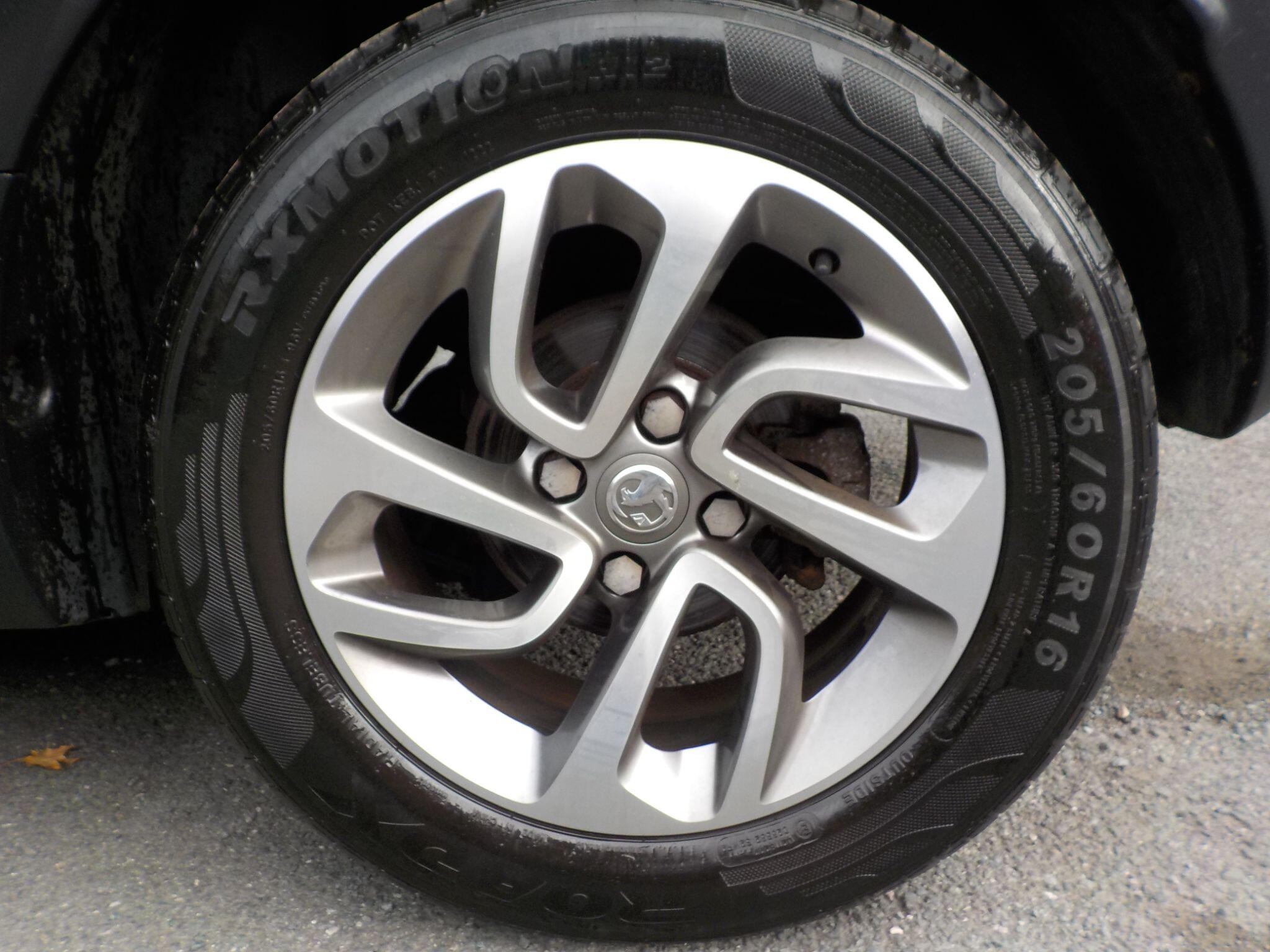 Vauxhall Crossland X 1.5 Turbo D ecoTEC Tech Line Nav Euro 6 (s/s) 5dr