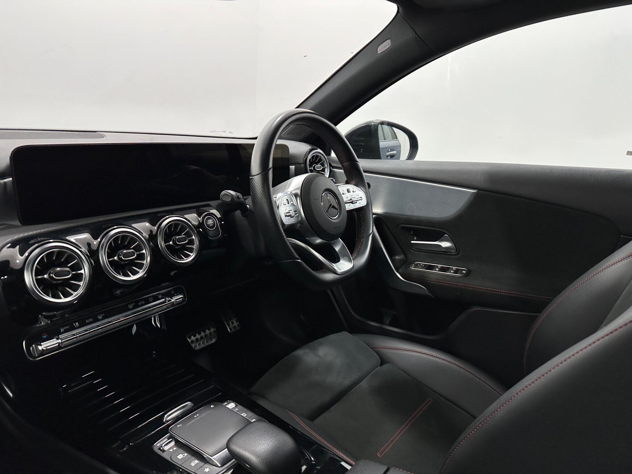 Mercedes-Benz A-Class view 33