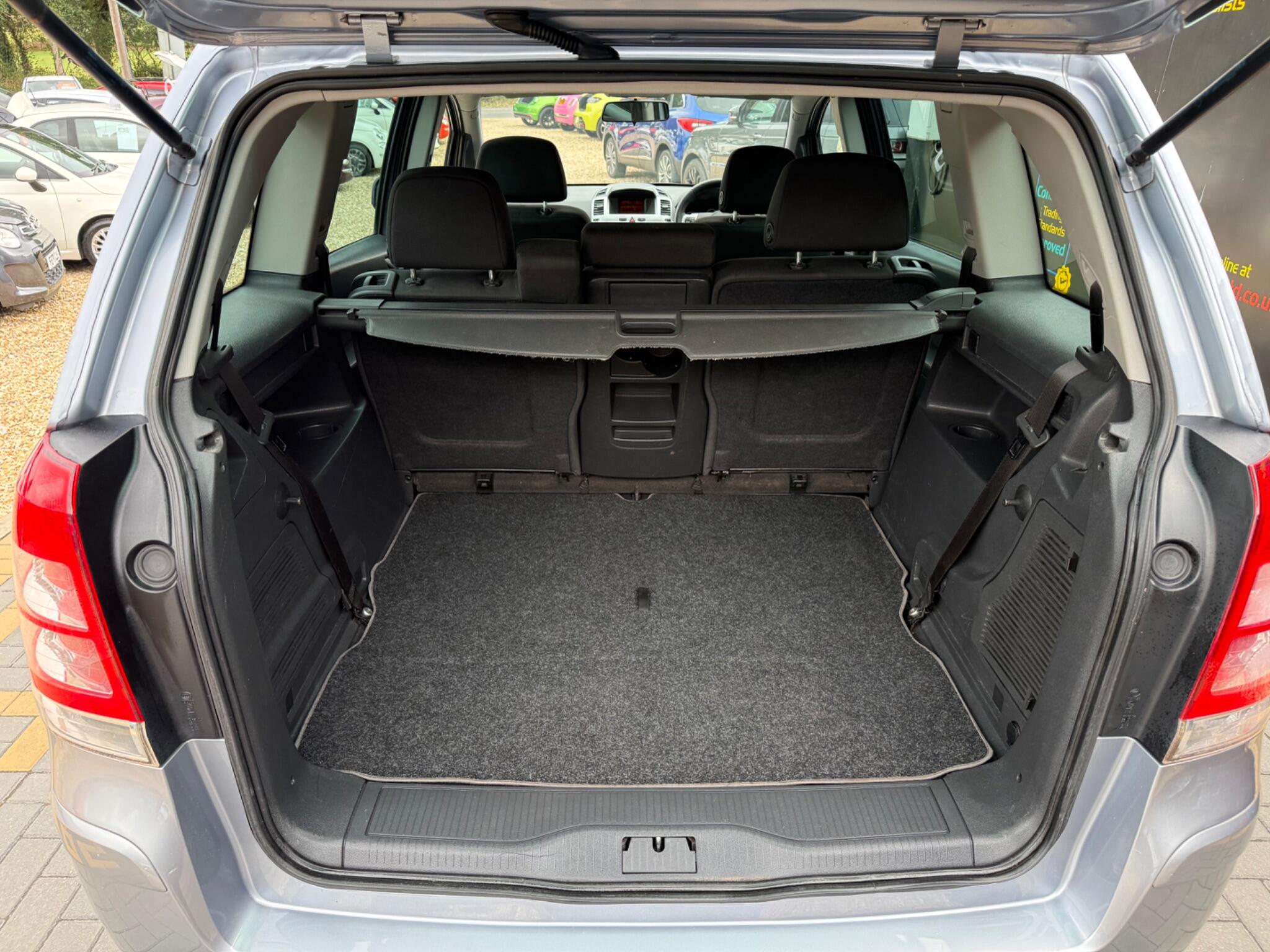 Vauxhall Zafira view 26
