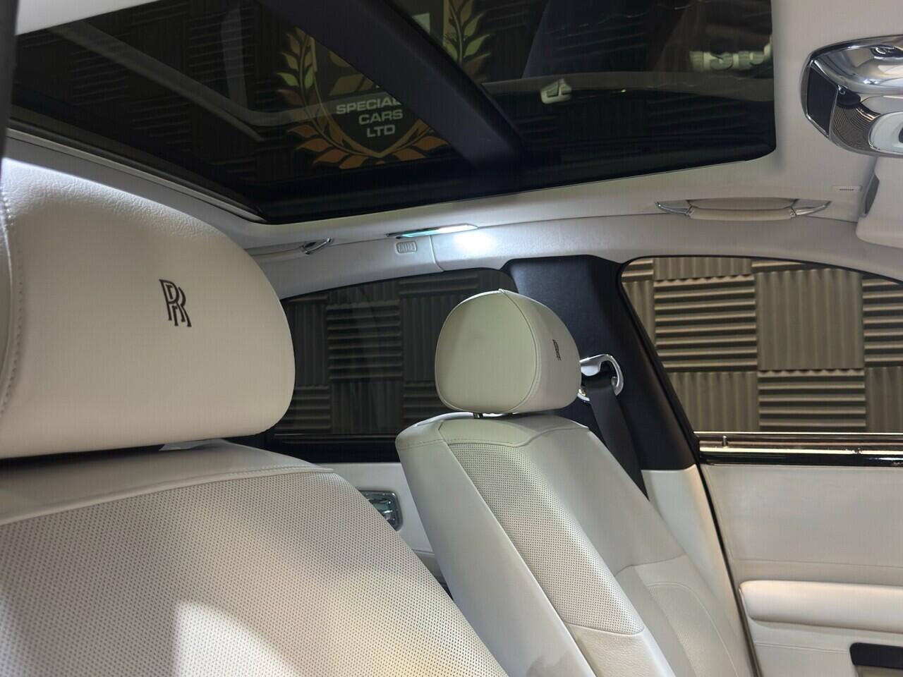Rolls-Royce Ghost view 11