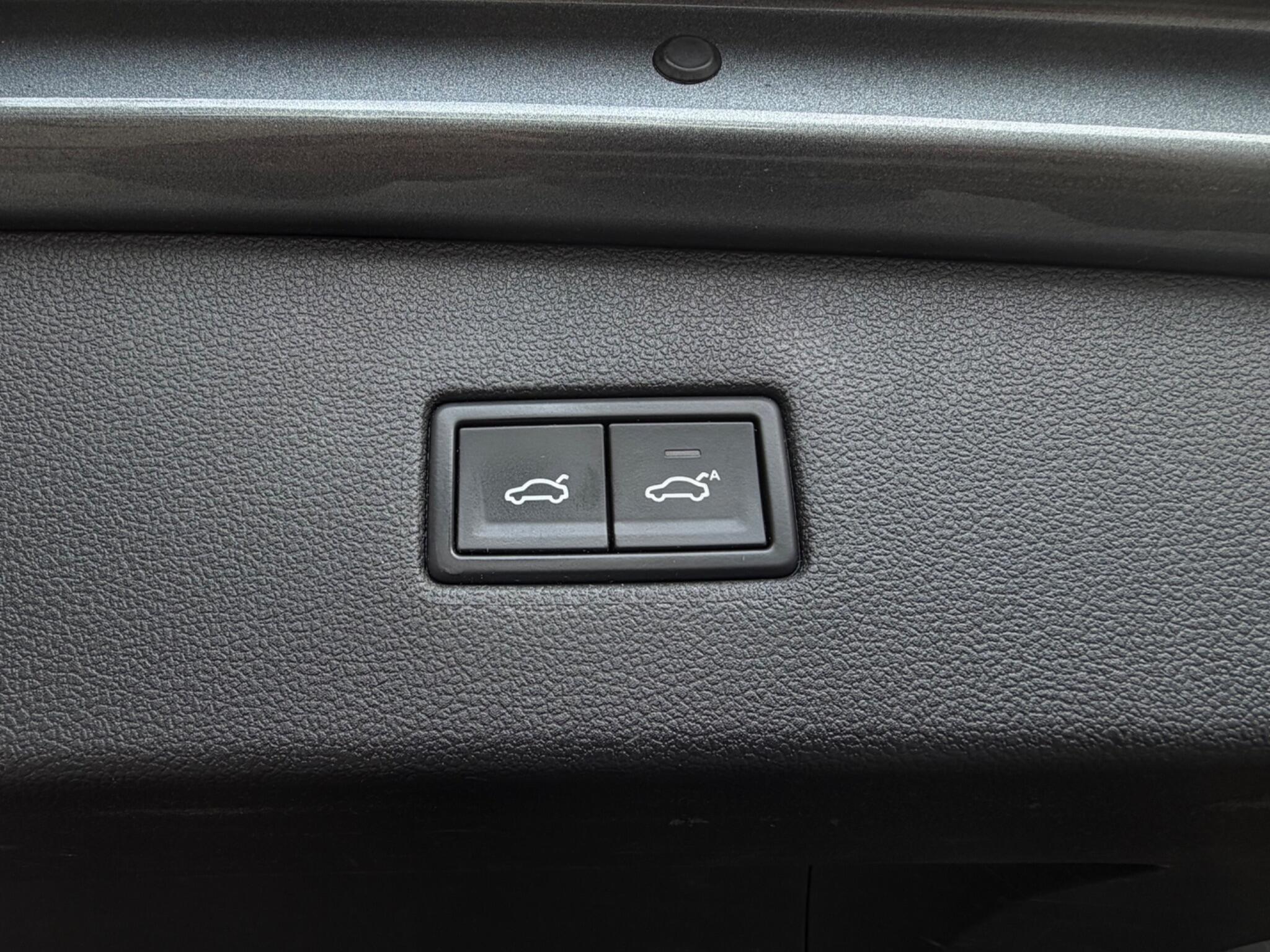 Volkswagen Tiguan Allspace view 36