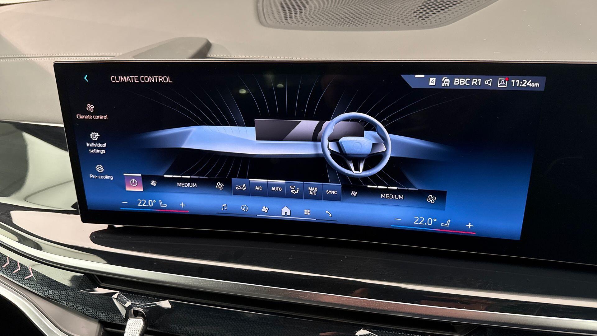 BMW X5 view 27