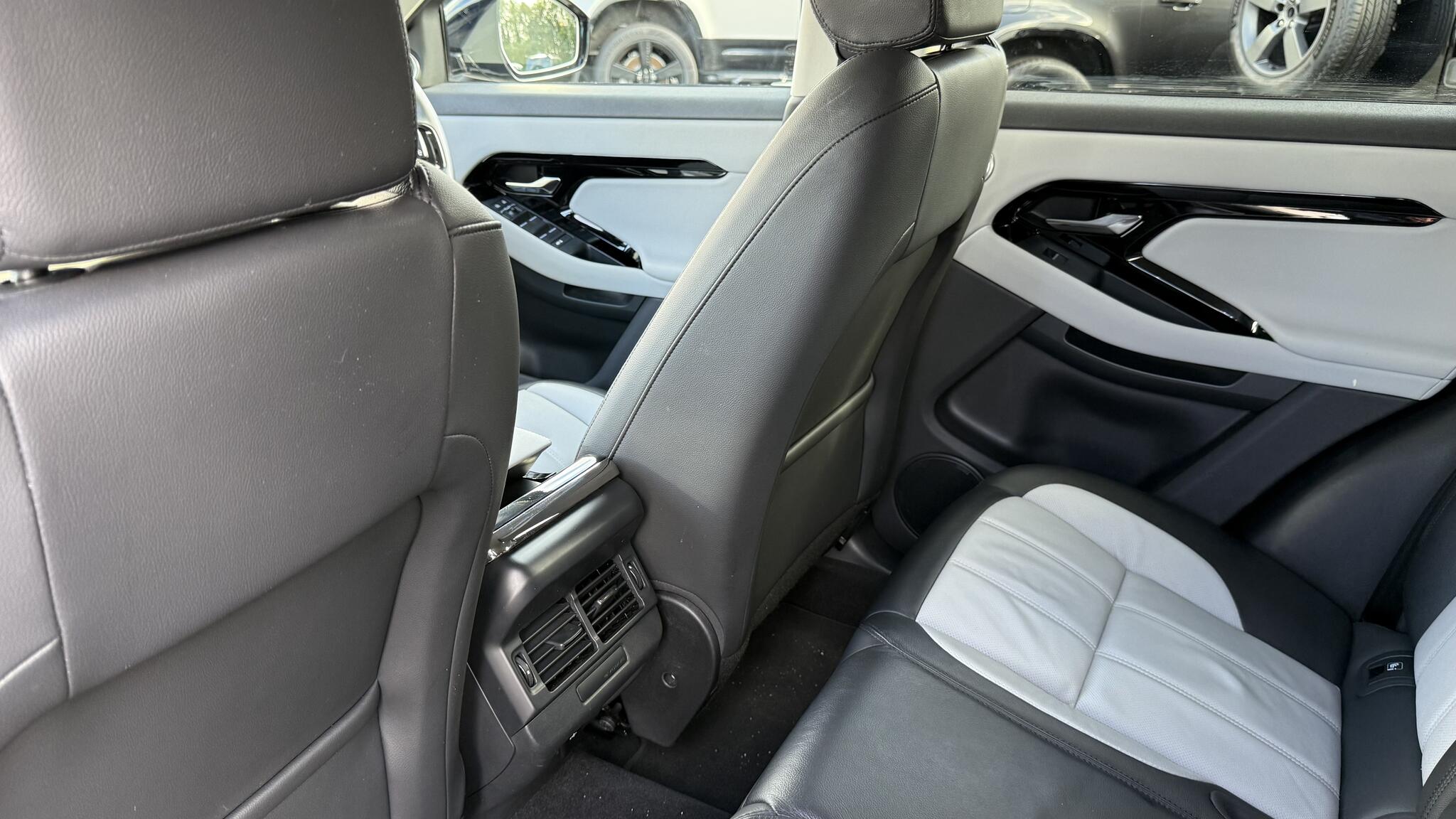 Land Rover Range Rover Evoque view 53