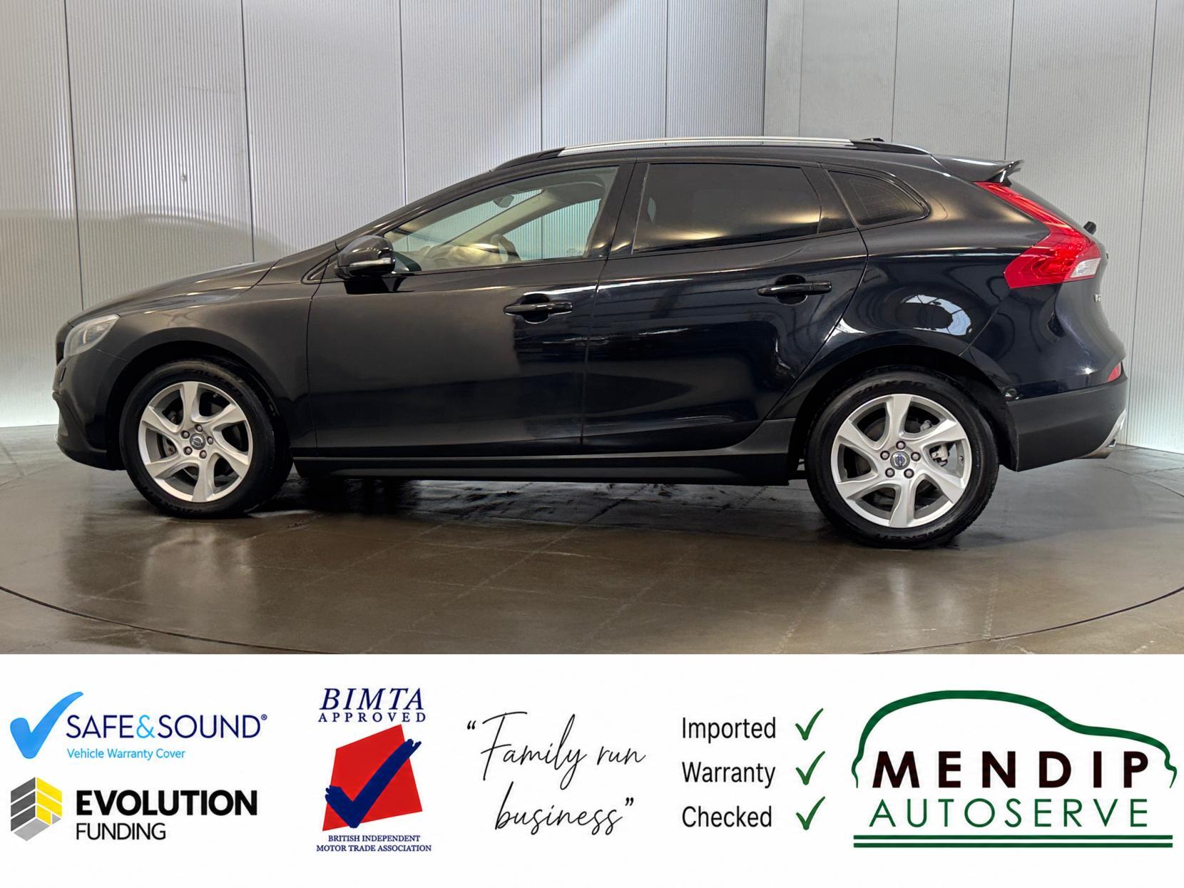 Volvo V40 Cross Country view 7