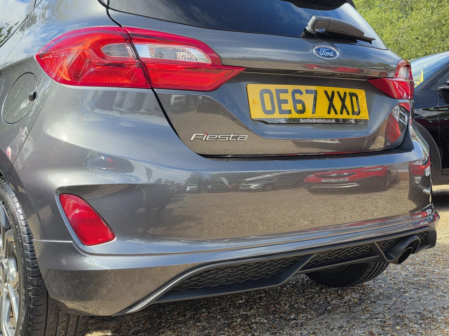 Ford Fiesta view 13
