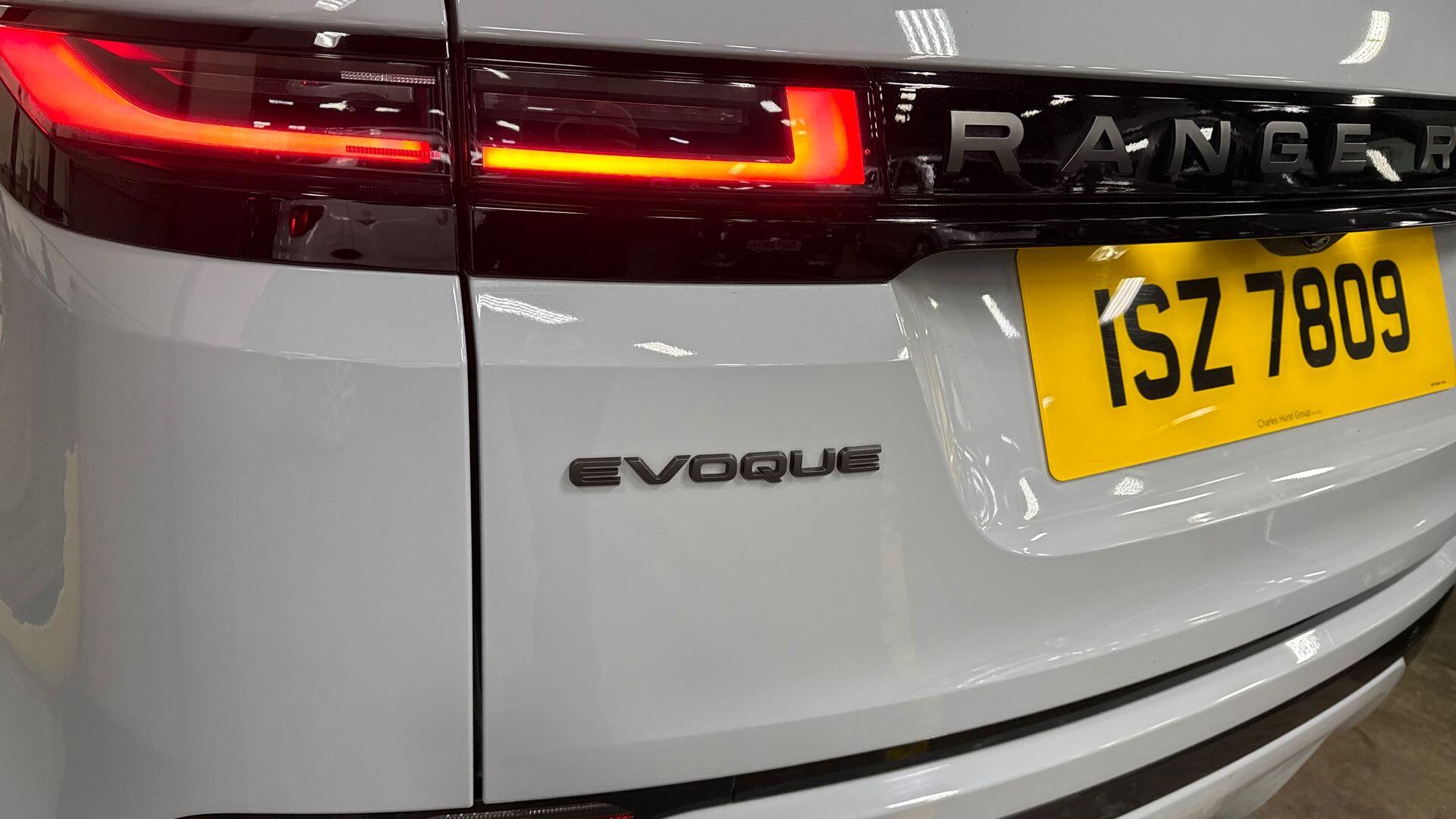 Land Rover Range Rover Evoque view 24
