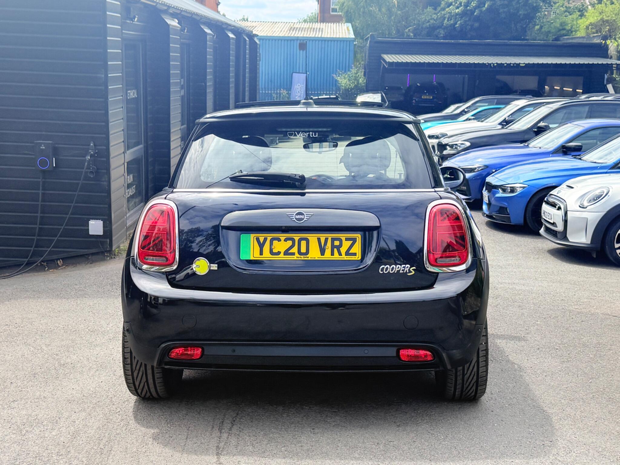 MINI Hatch view 63