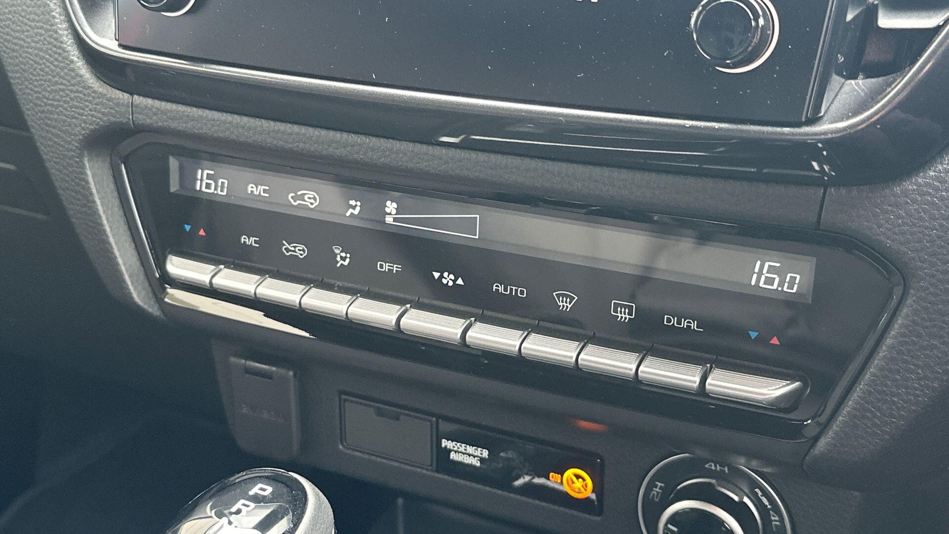 Isuzu D-Max view 12