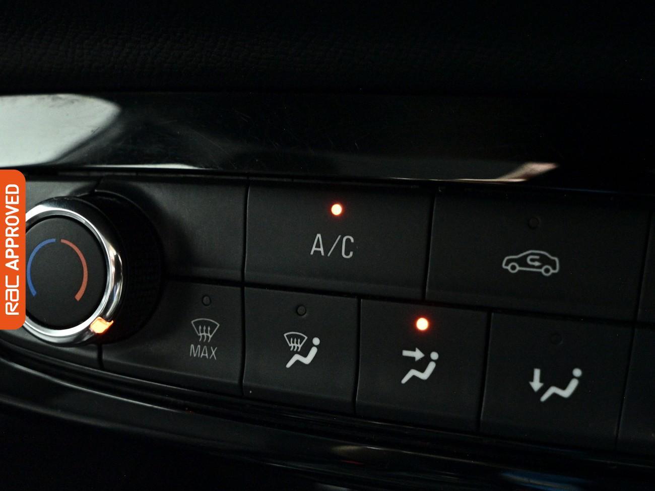 Vauxhall Corsa view 21